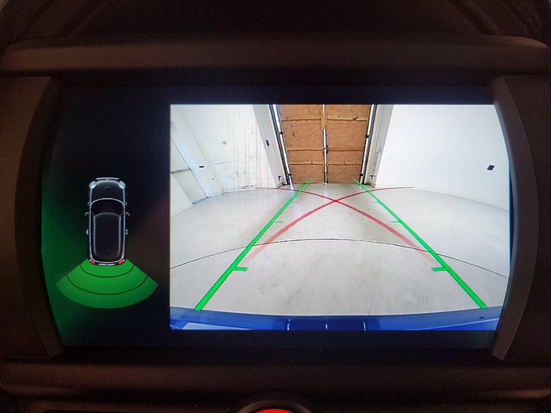 Thumbnail: 2019 MINI Cooper Hardtop - 14