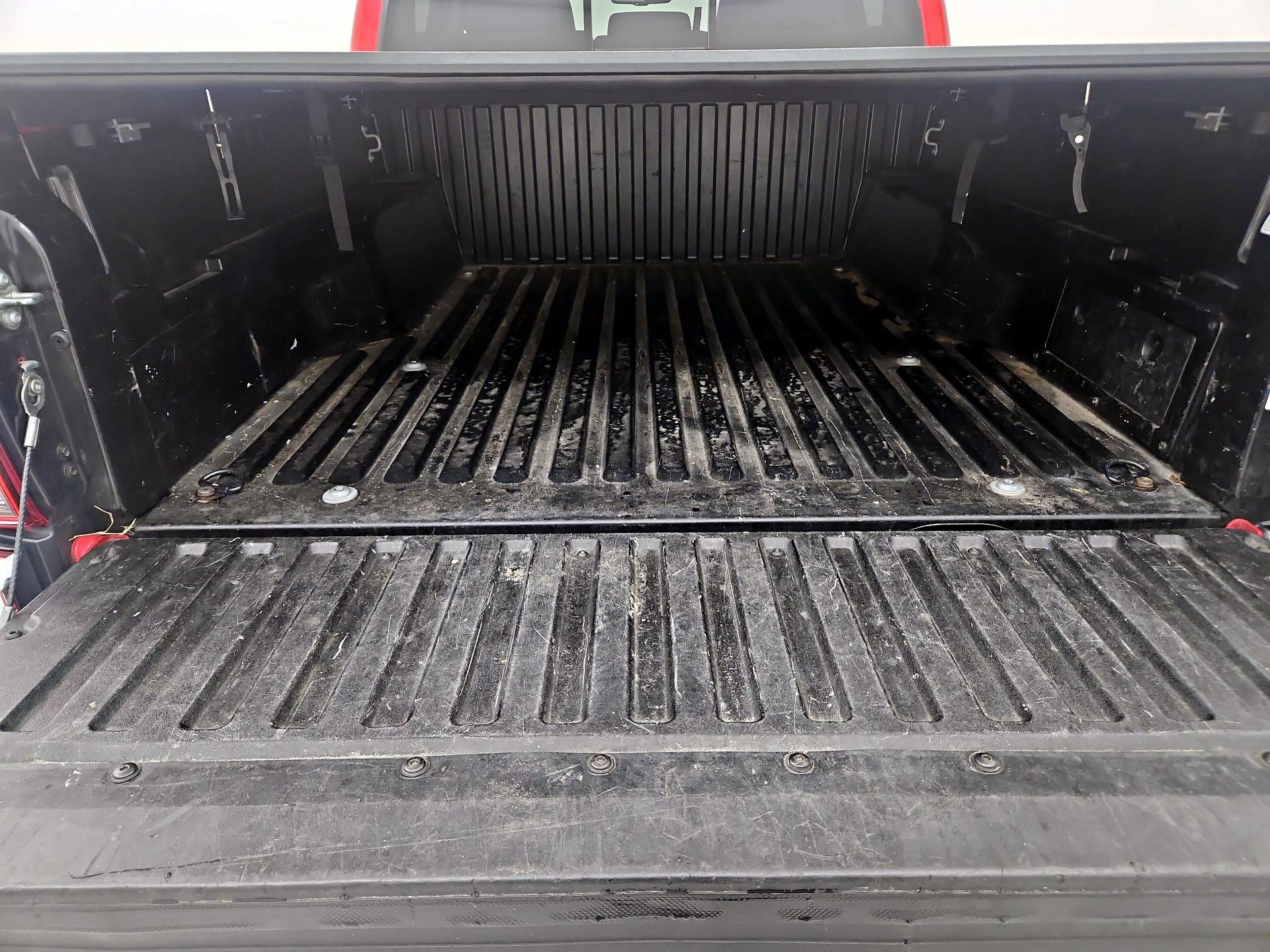 Thumbnail: 2022 Toyota Tacoma - 20