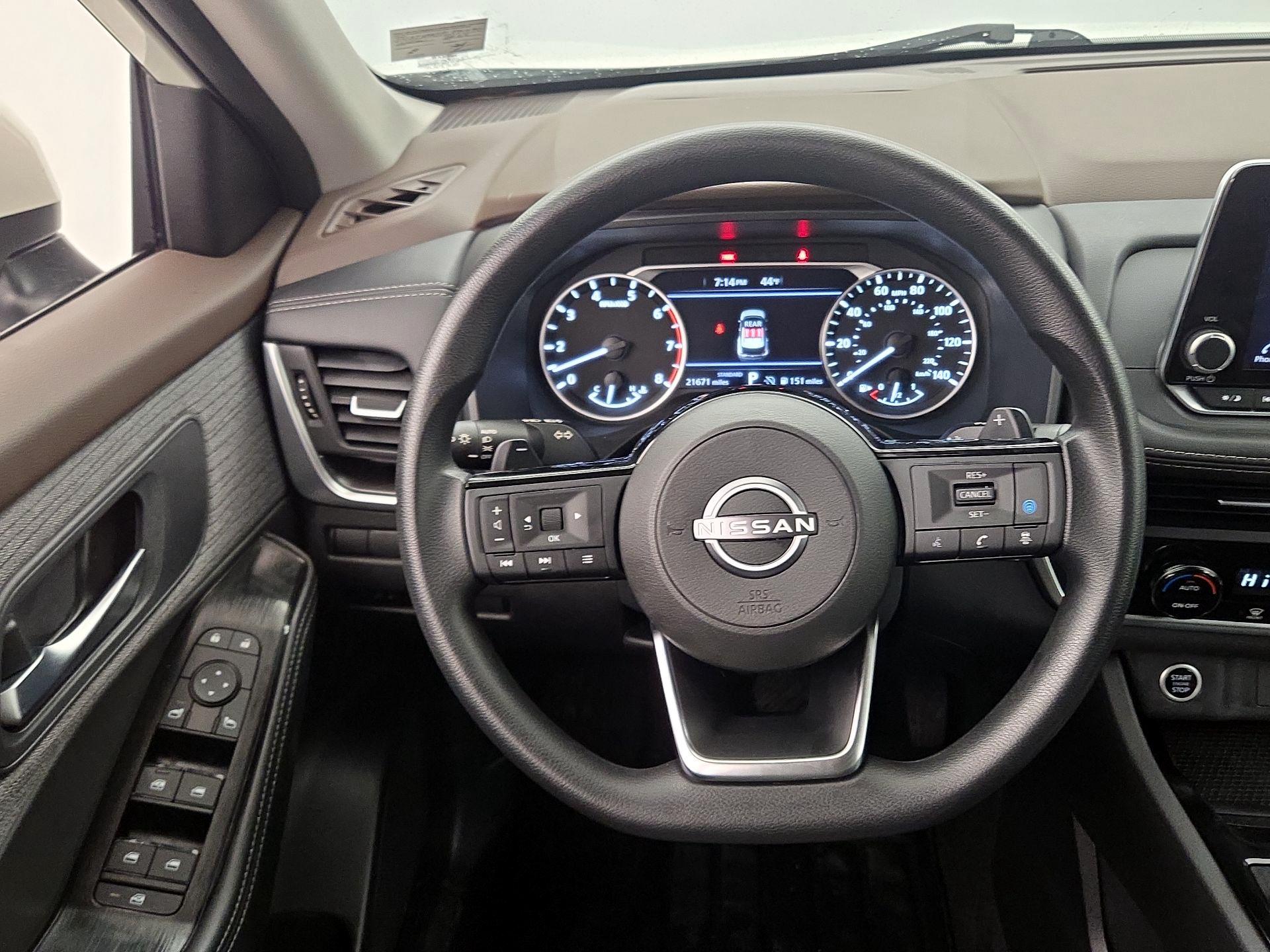 Thumbnail: 2023 Nissan Rogue - 10