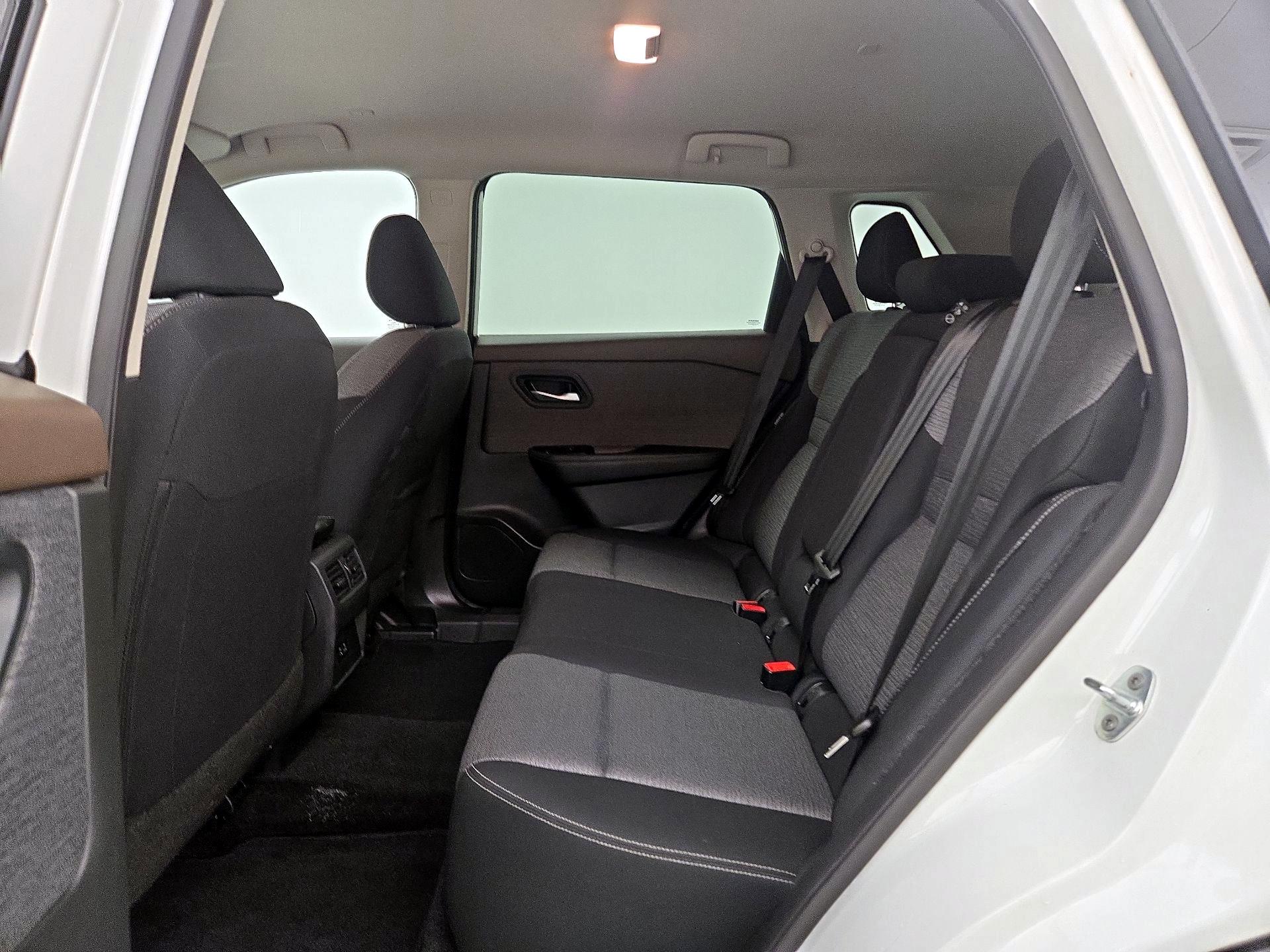 Thumbnail: 2023 Nissan Rogue - 19