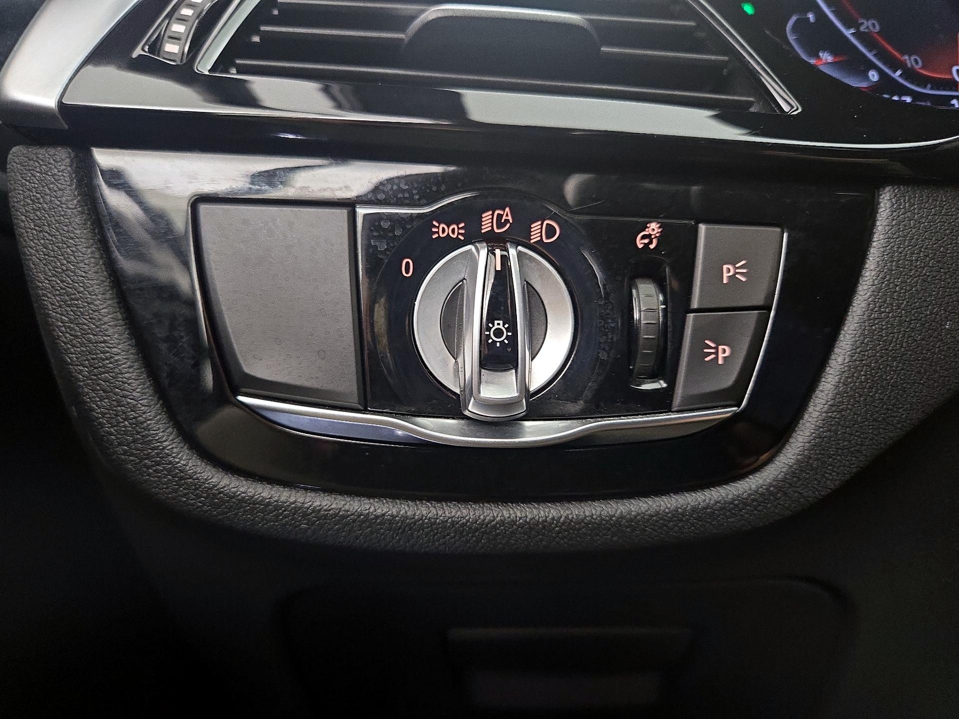 Thumbnail: 2023 BMW 5 Series - 13