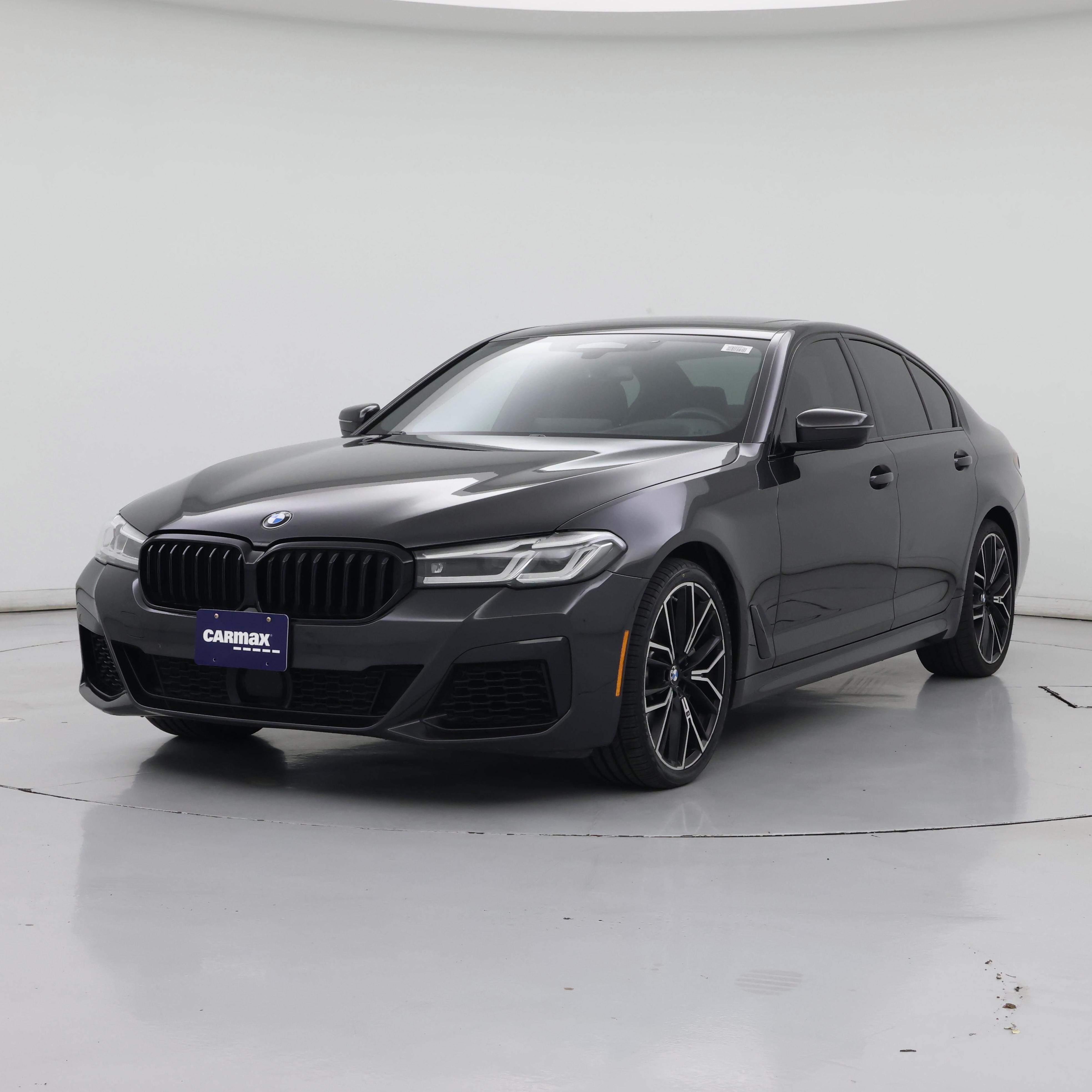 Thumbnail: 2023 BMW 5 Series - 4
