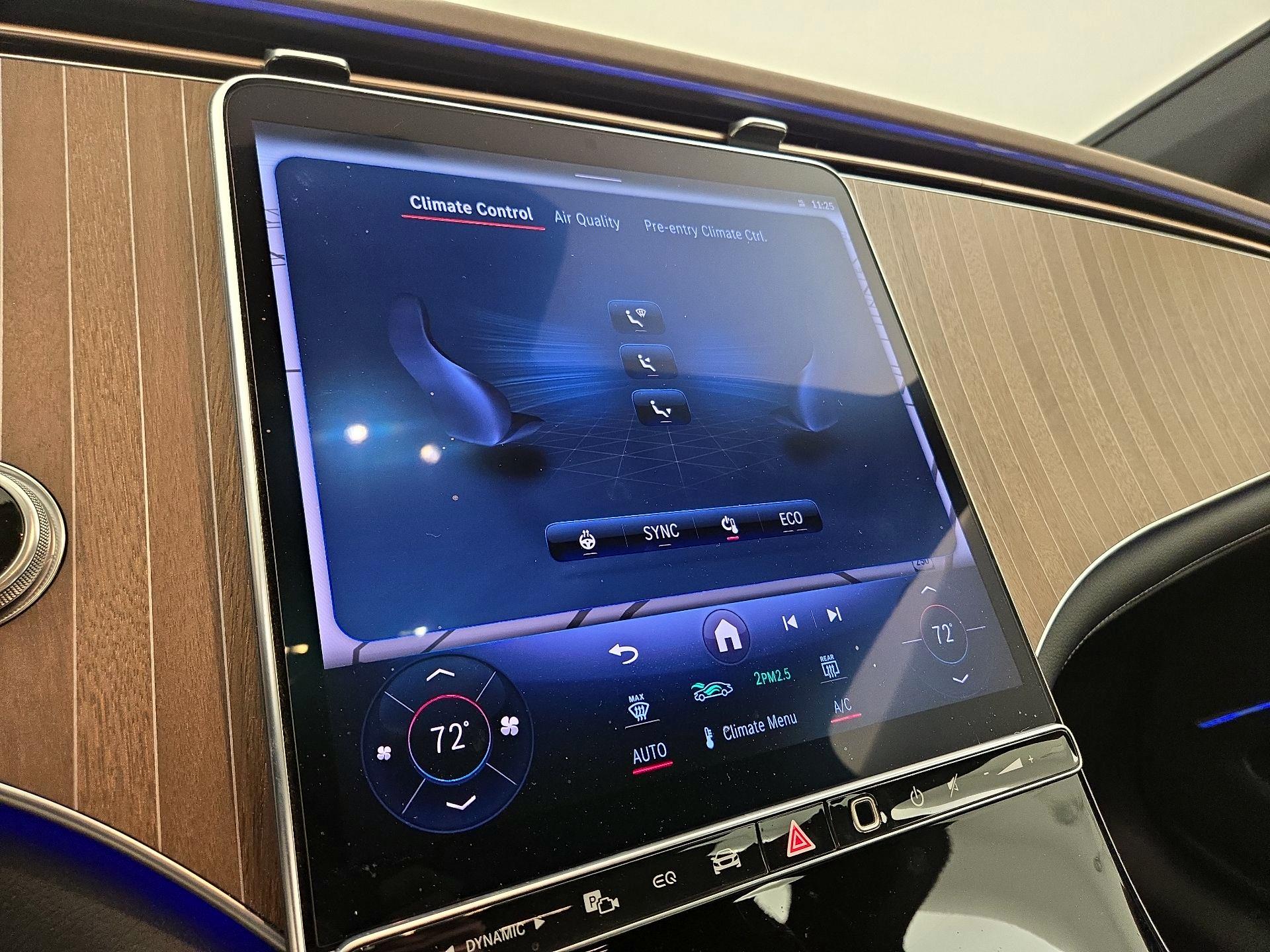 Thumbnail: 2022 Mercedes-Benz EQS - 17