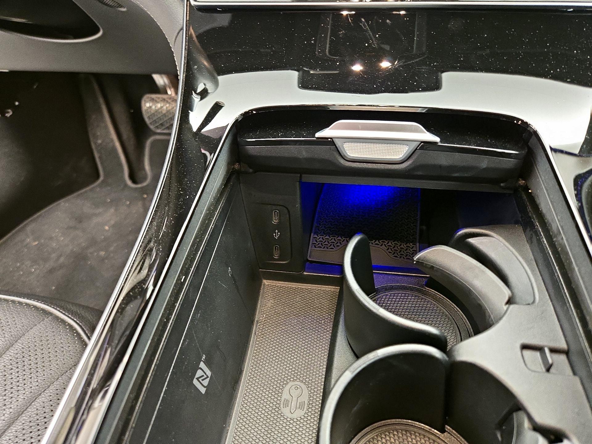 Thumbnail: 2022 Mercedes-Benz EQS - 19