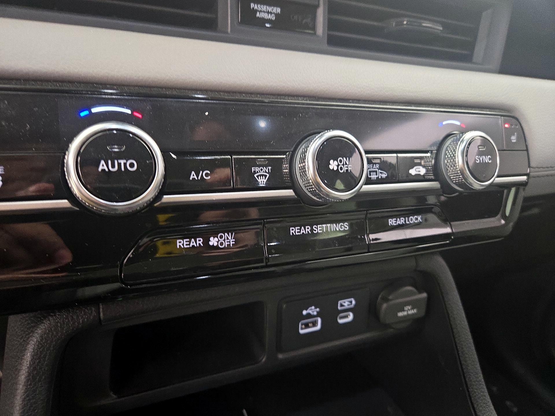 Thumbnail: 2025 Honda Pilot - 16