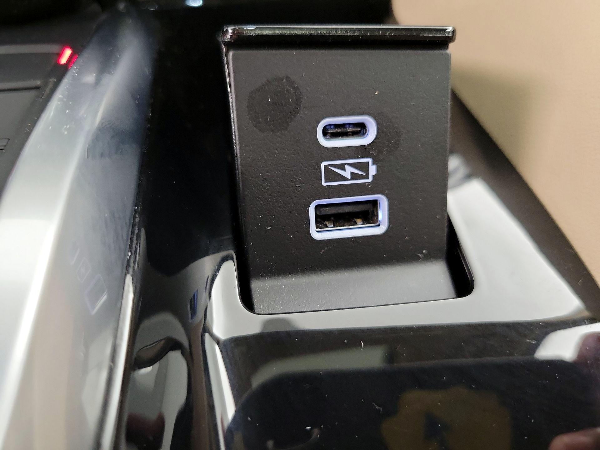 Thumbnail: 2024 Acura MDX - 19