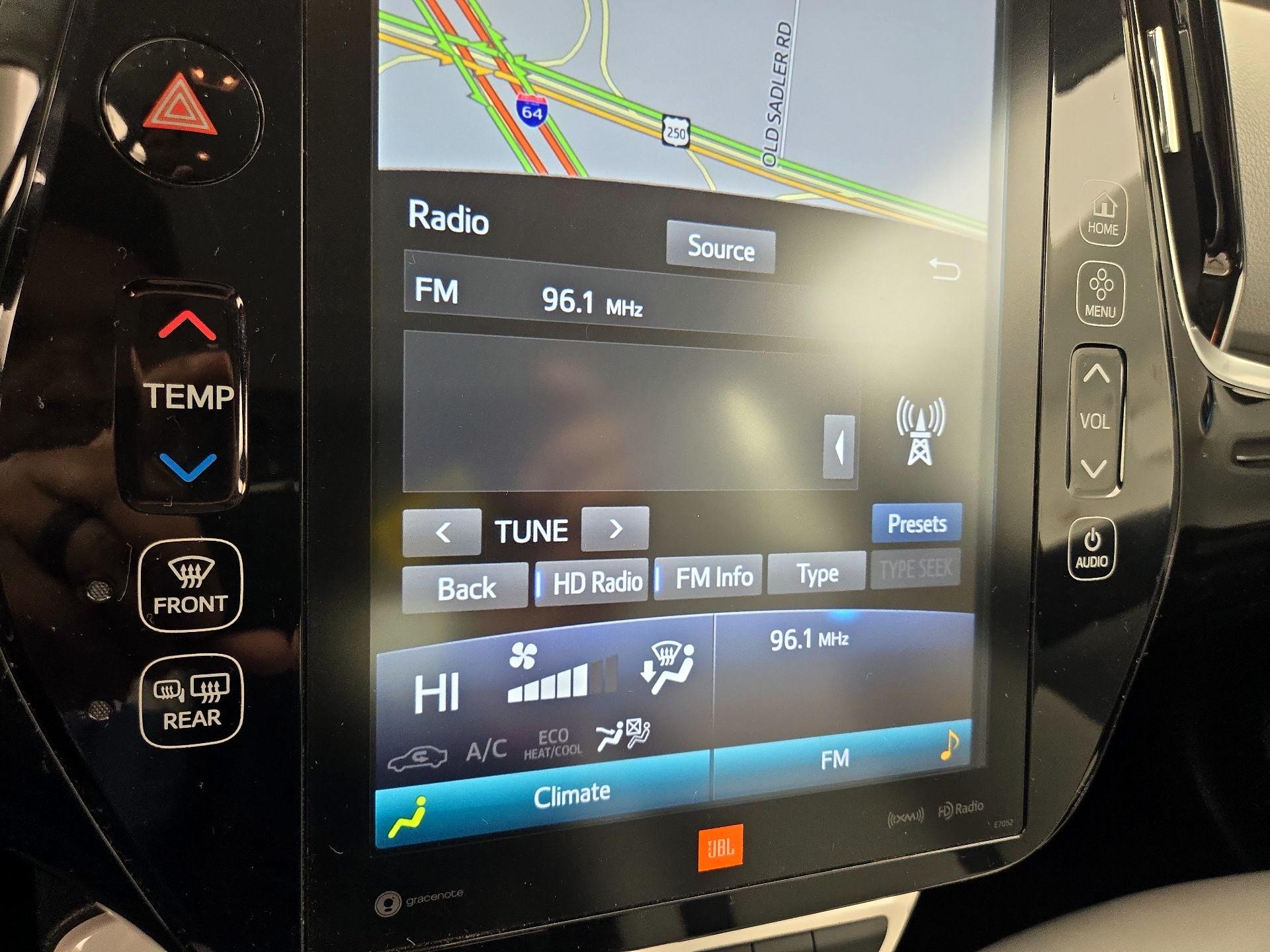 Thumbnail: 2017 Toyota Prius Prime - 16