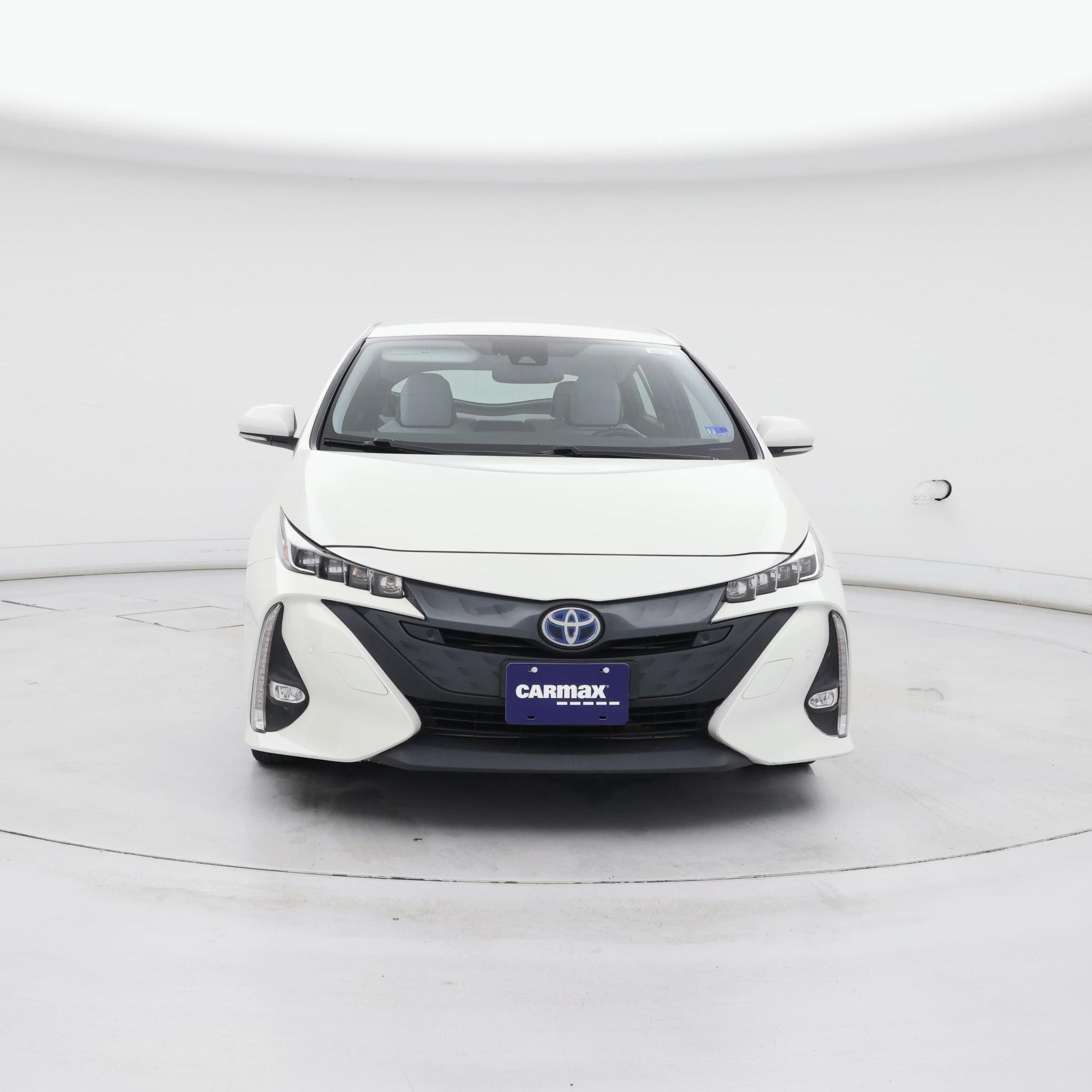 Thumbnail: 2017 Toyota Prius Prime - 5