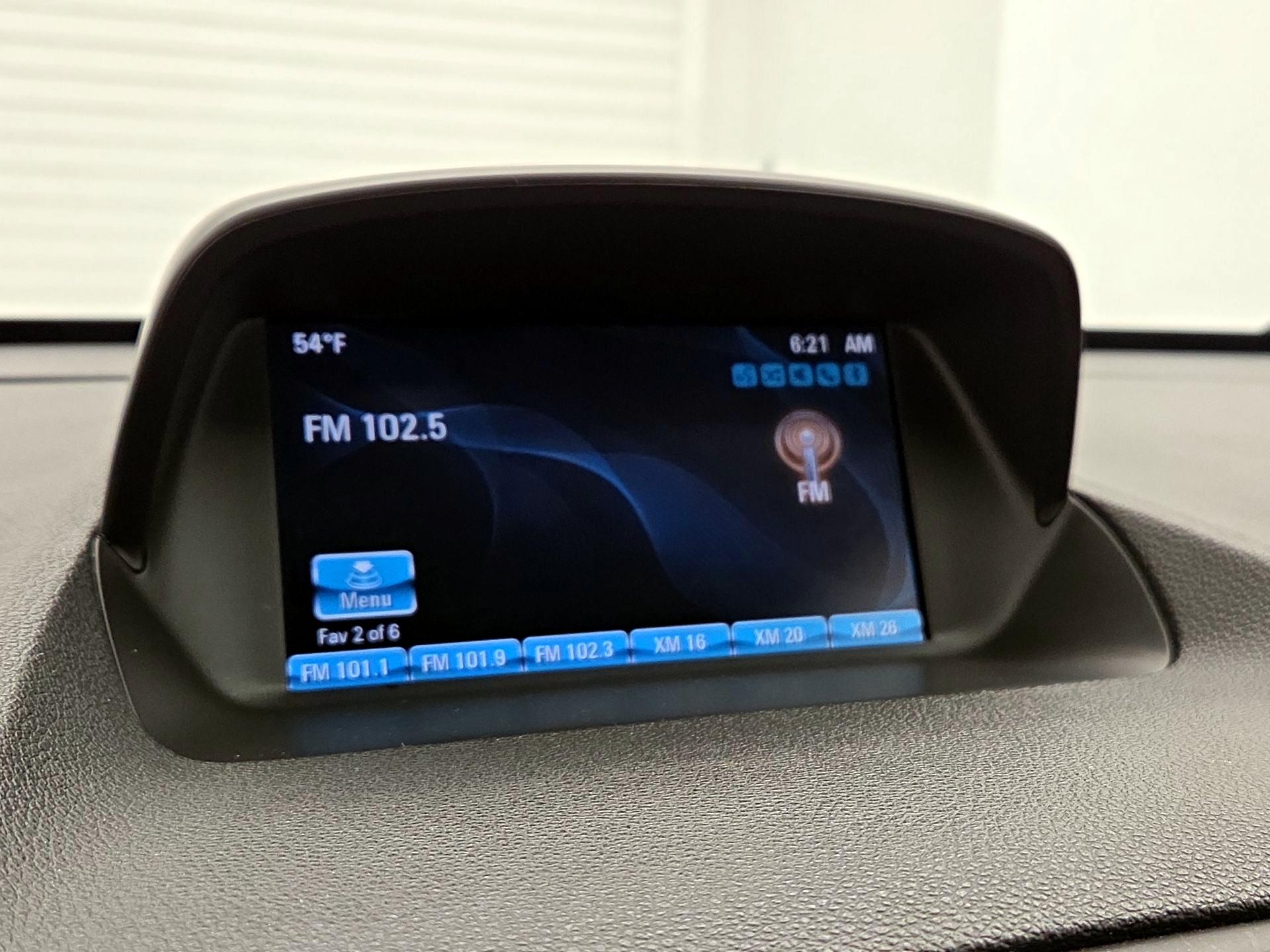 Thumbnail: 2015 Buick Encore - 16