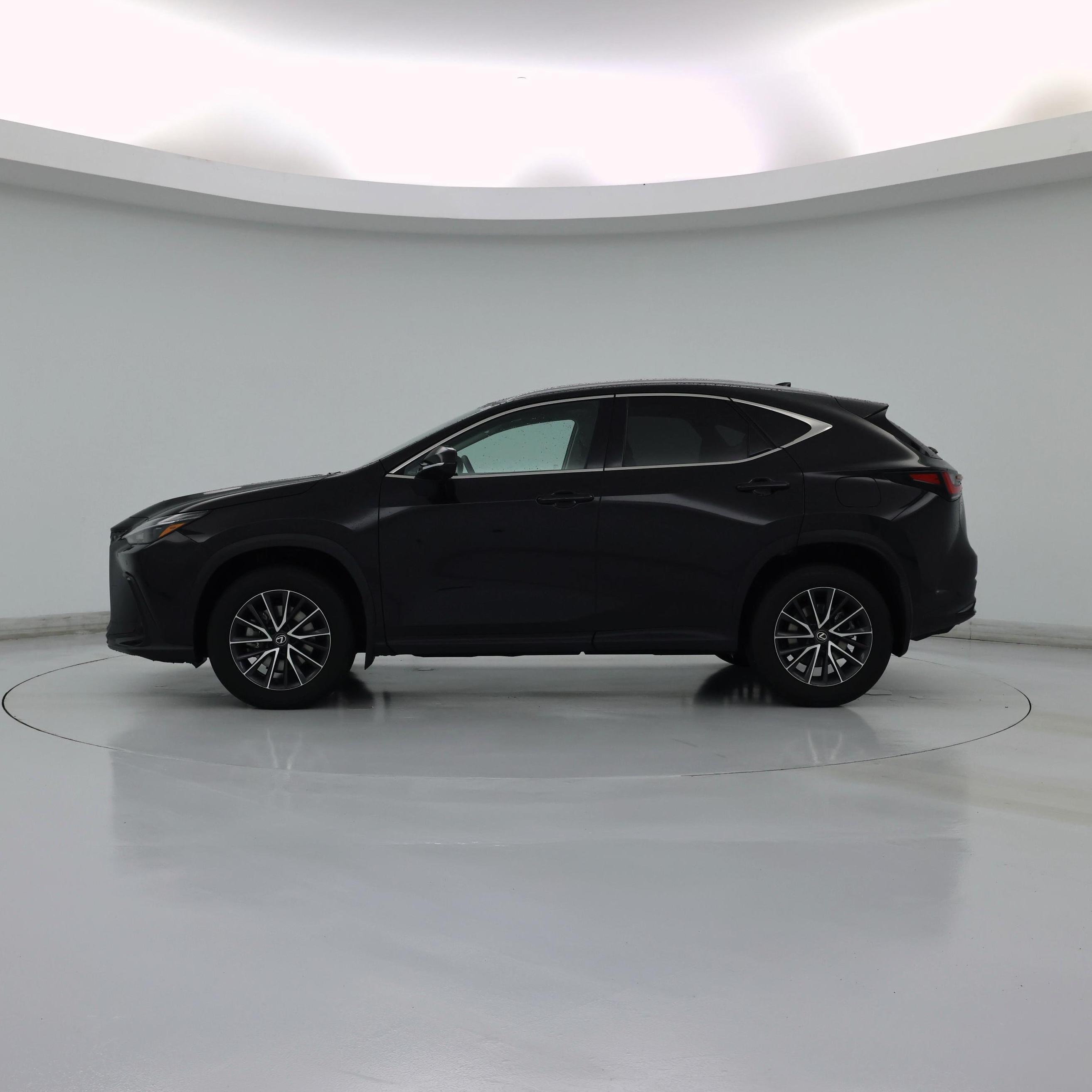 Thumbnail: 2024 Lexus NX - 3