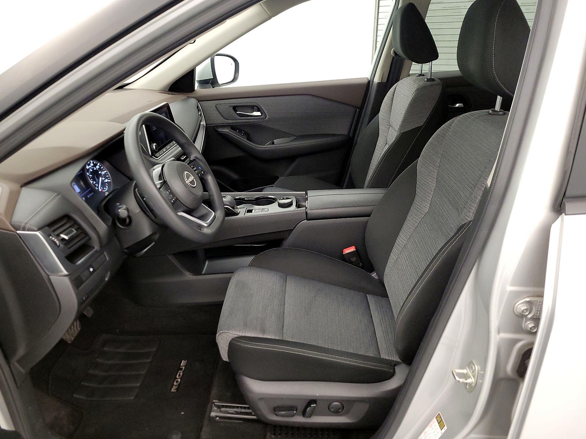 Thumbnail: 2023 Nissan Rogue - 11