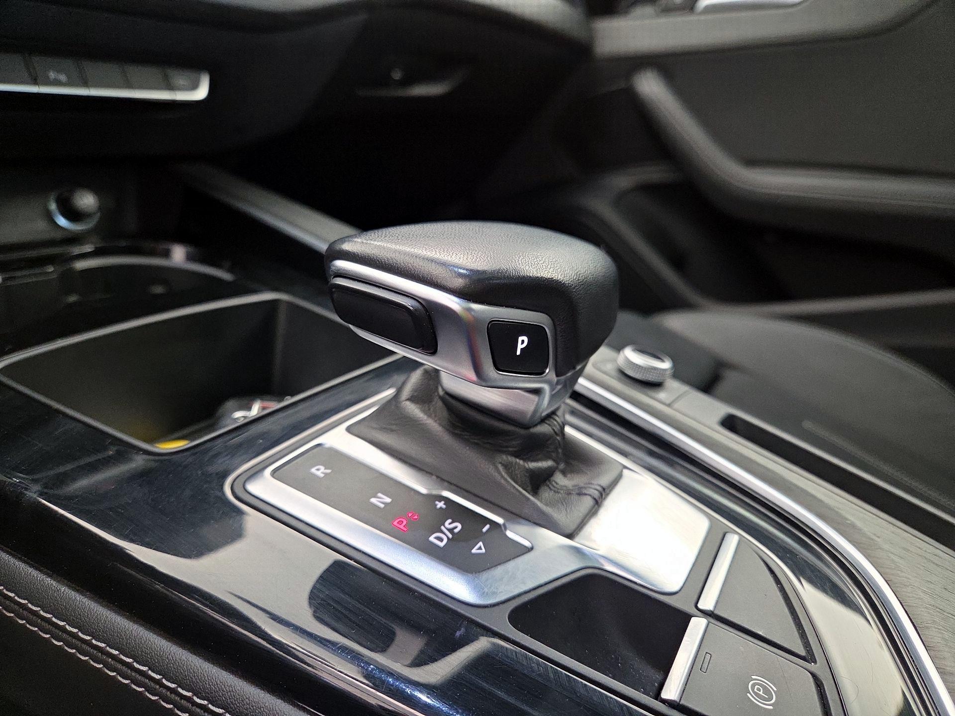 Thumbnail: 2024 Audi A4 - 17