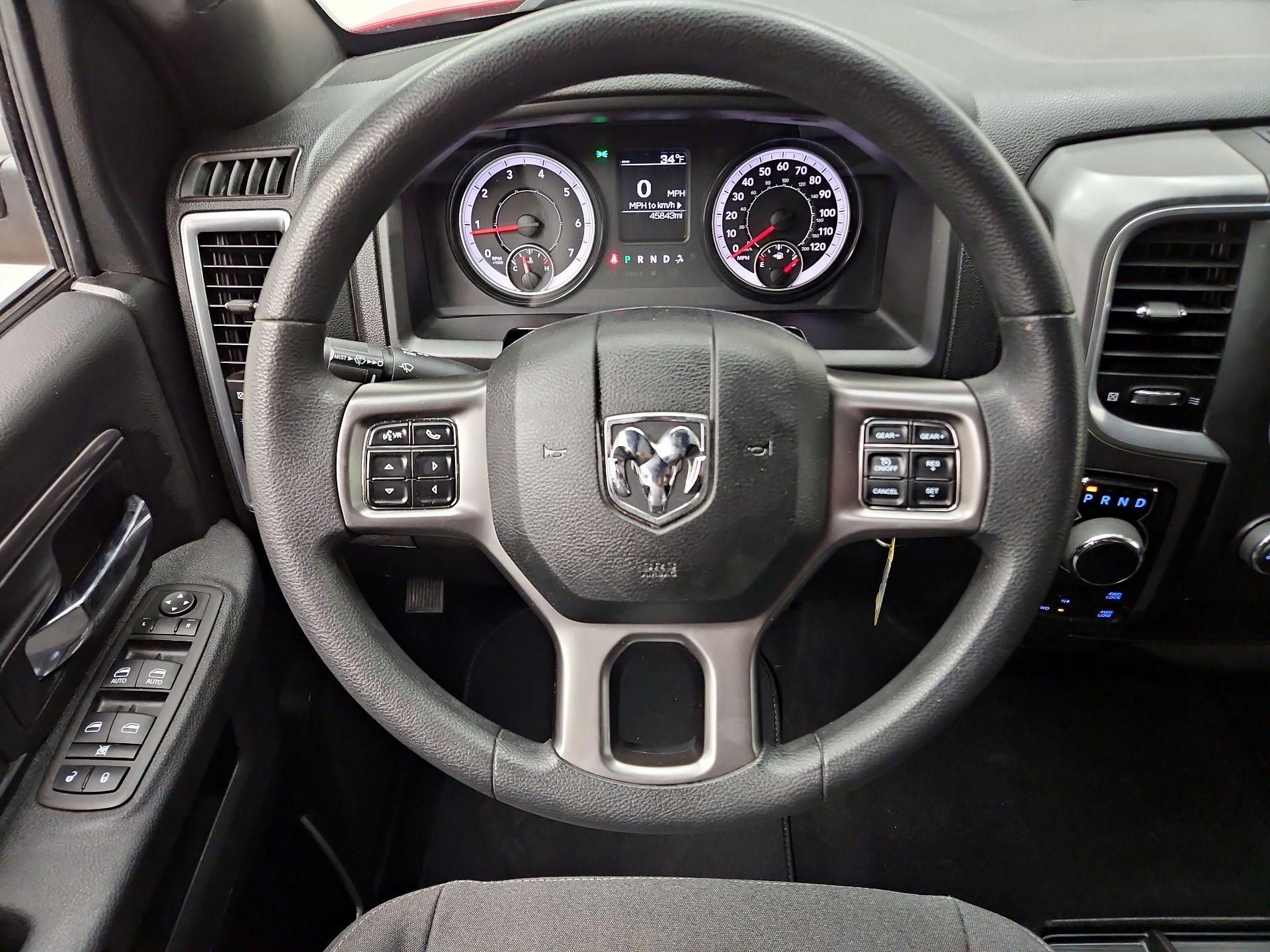 Thumbnail: 2024 RAM 1500 Classic - 10