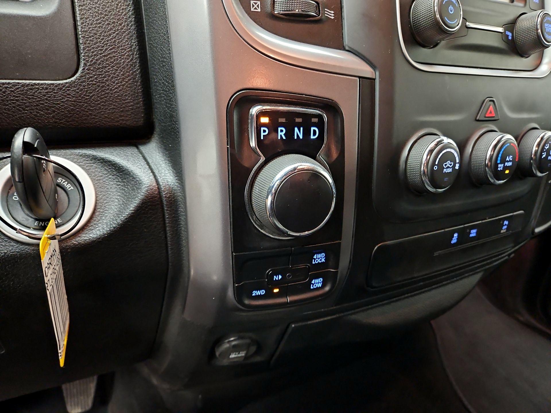 Thumbnail: 2024 RAM 1500 Classic - 17