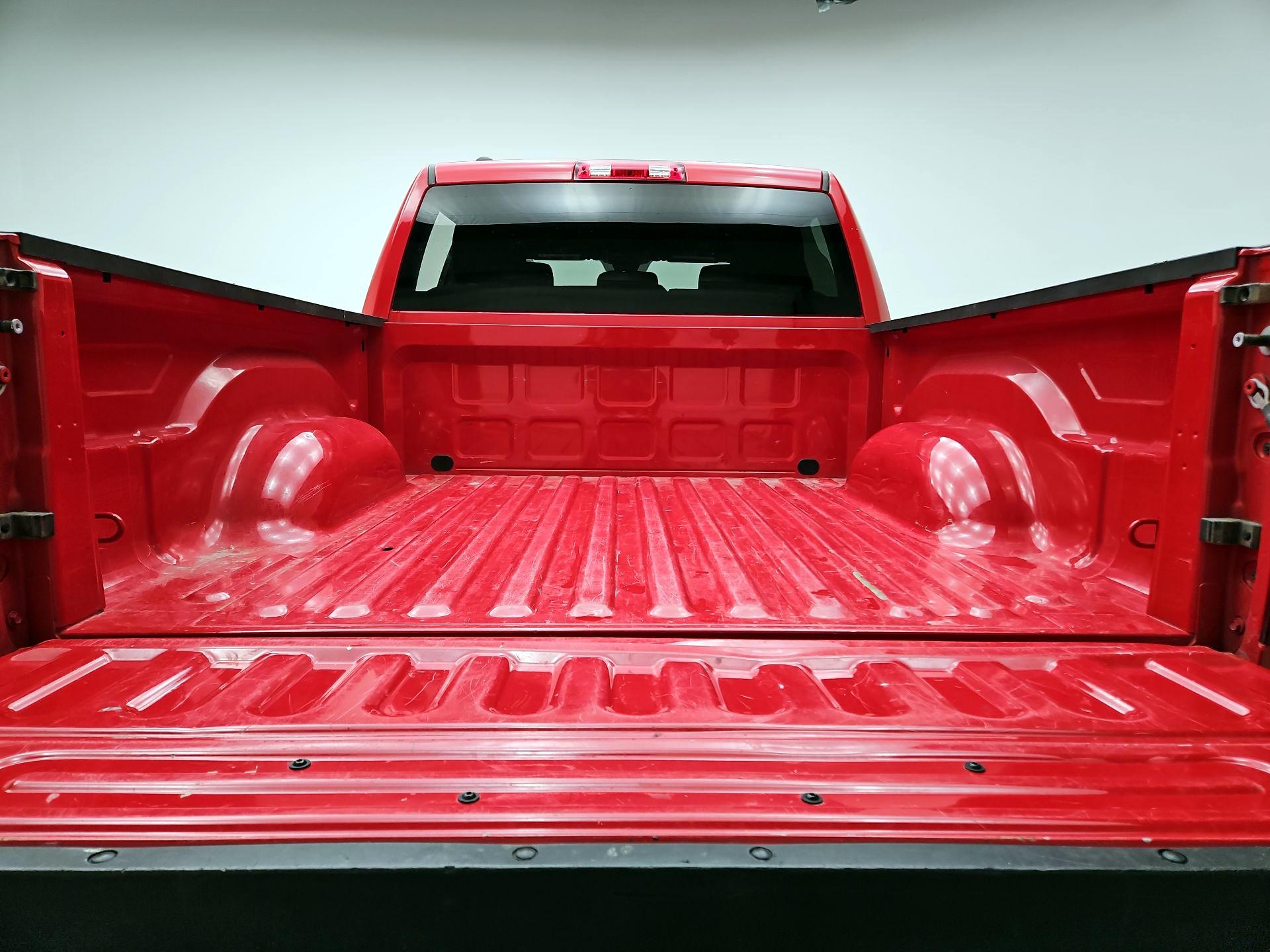 Thumbnail: 2024 RAM 1500 Classic - 20