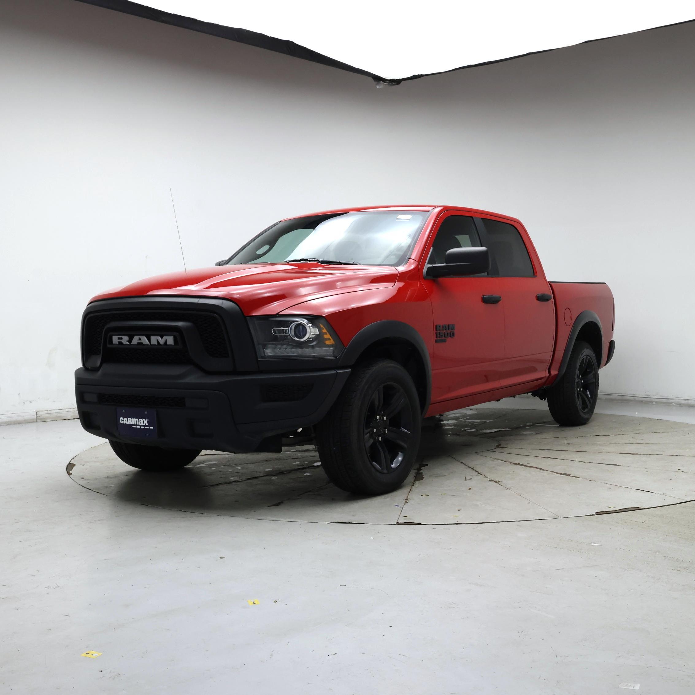 Thumbnail: 2024 RAM 1500 Classic - 4