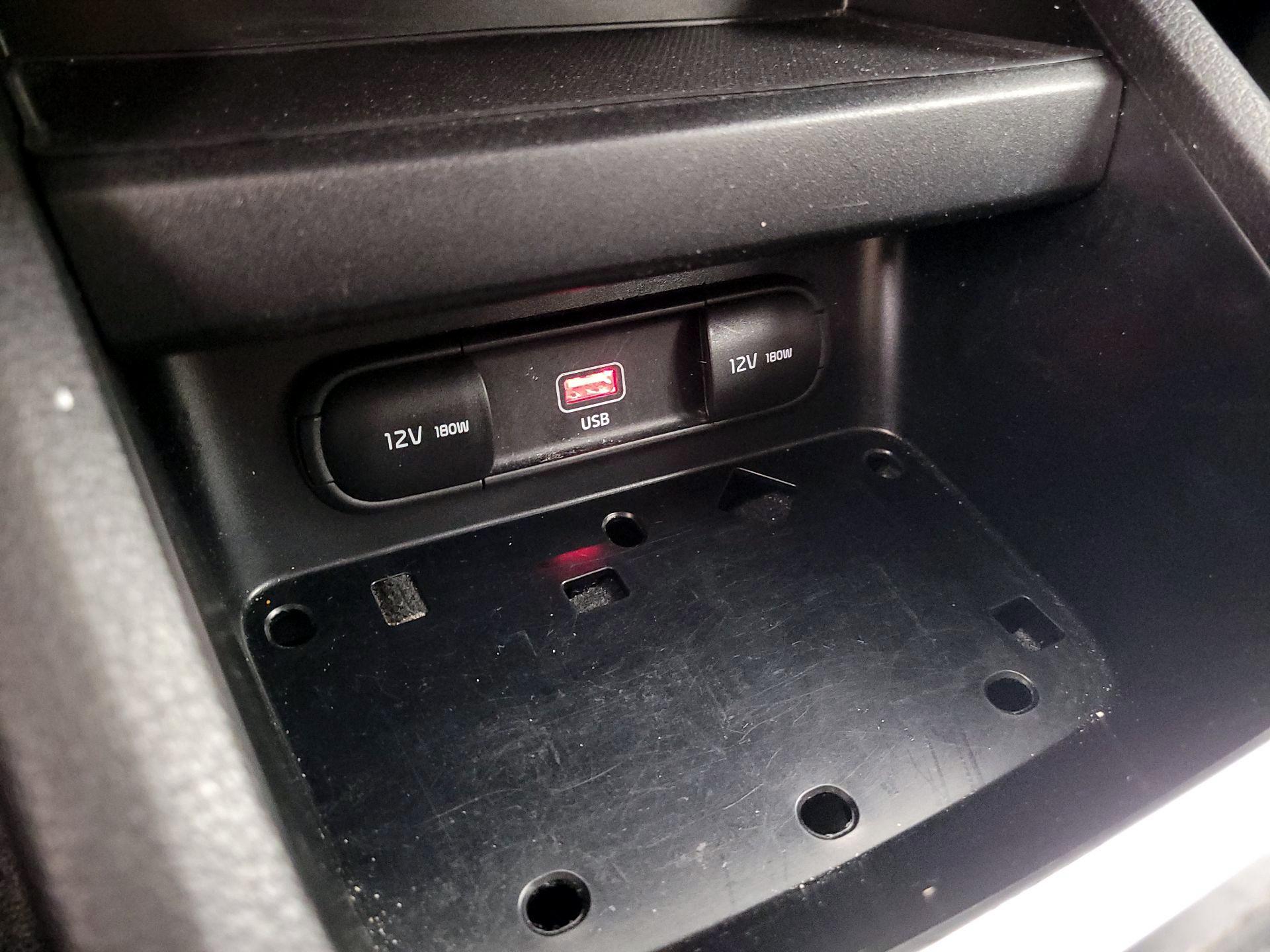 Thumbnail: 2023 Kia Forte - 18