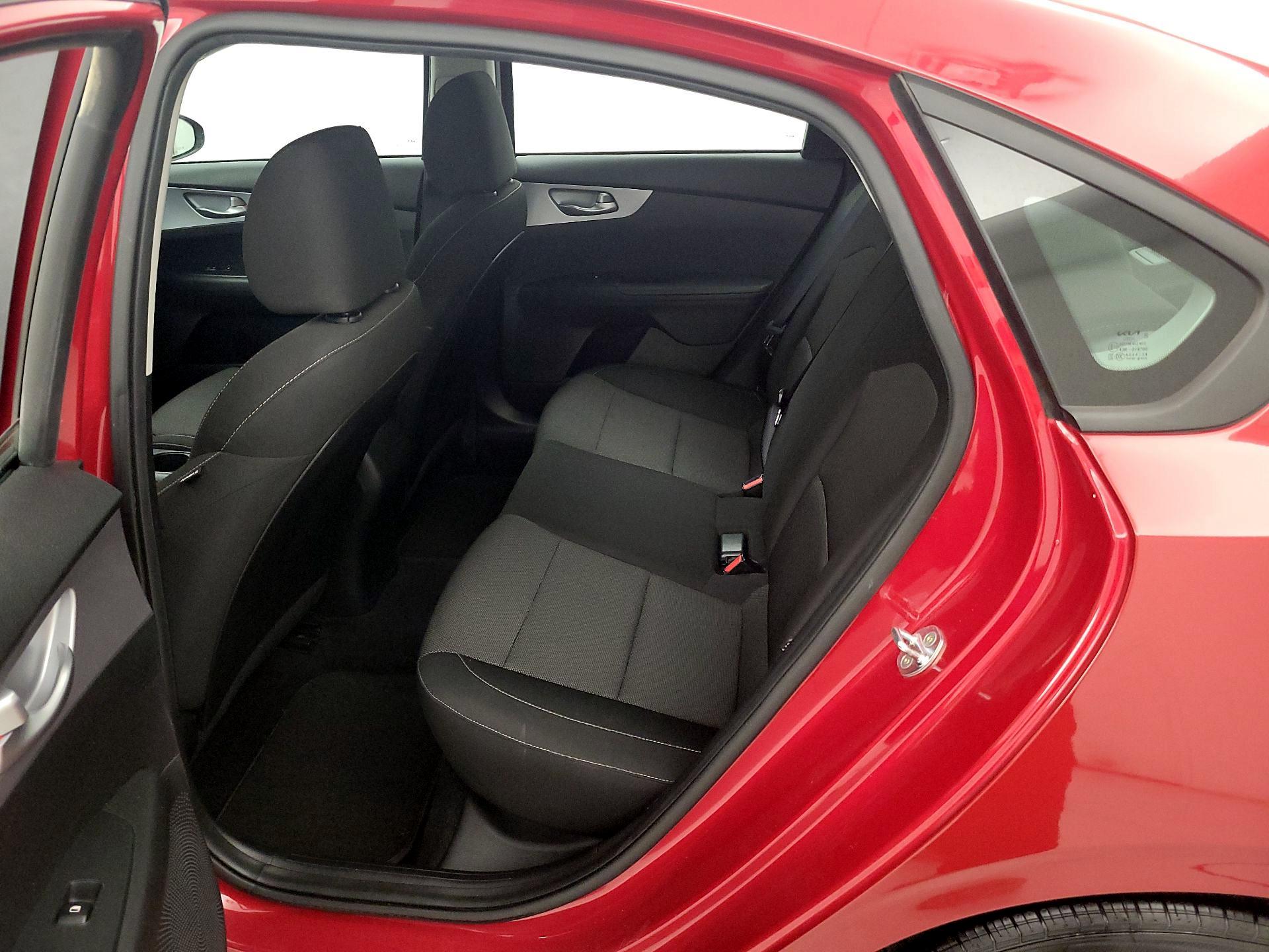 Thumbnail: 2023 Kia Forte - 19