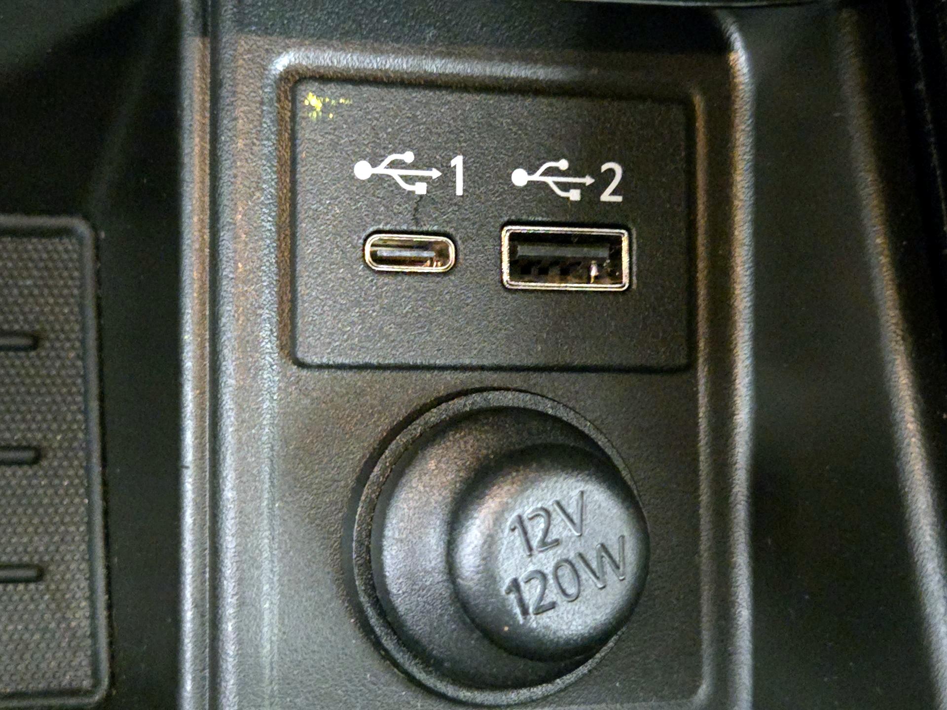 Thumbnail: 2022 INFINITI QX50 - 18