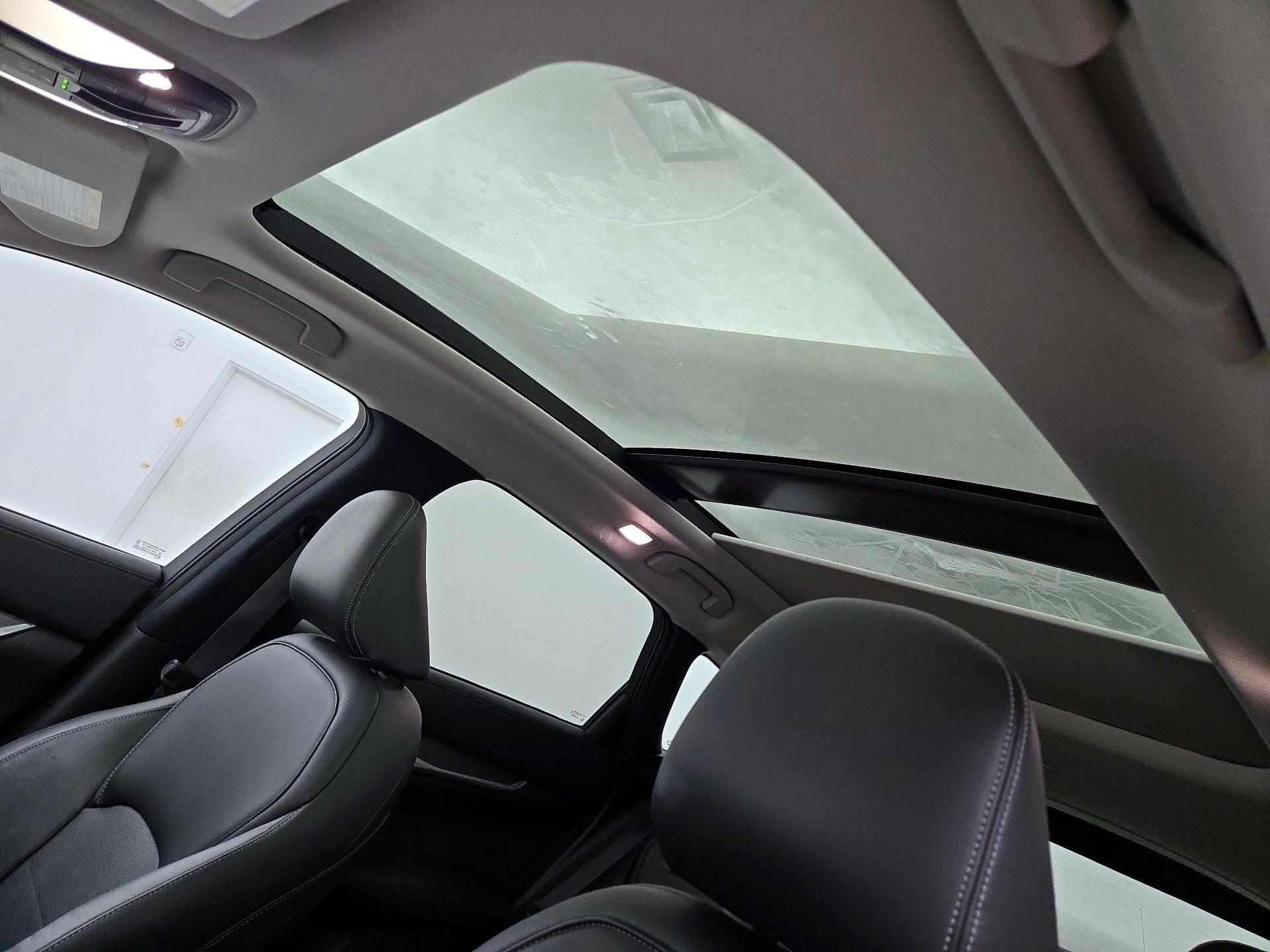 Thumbnail: 2022 INFINITI QX50 - 19