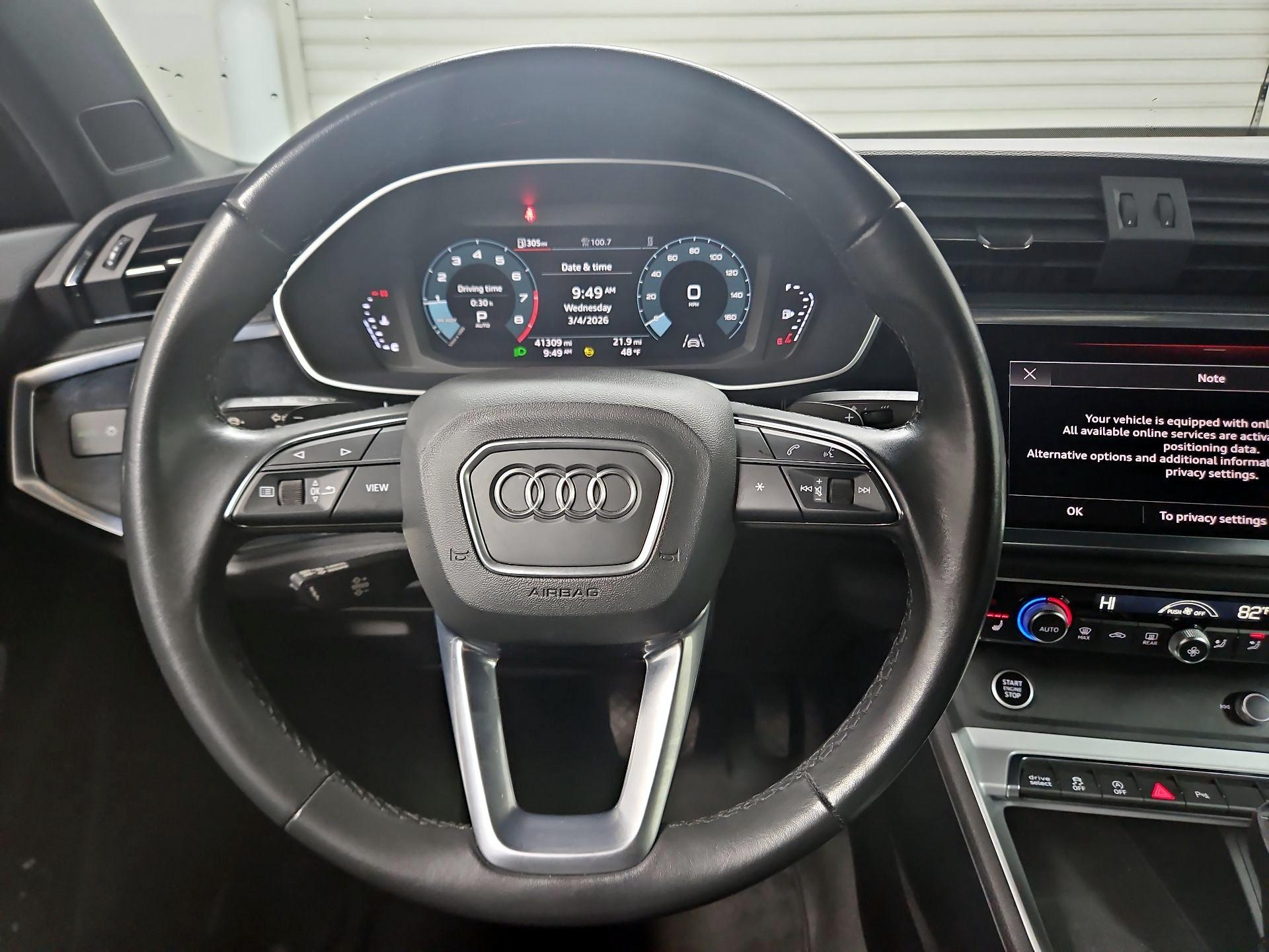 Thumbnail: 2023 Audi Q3 - 10