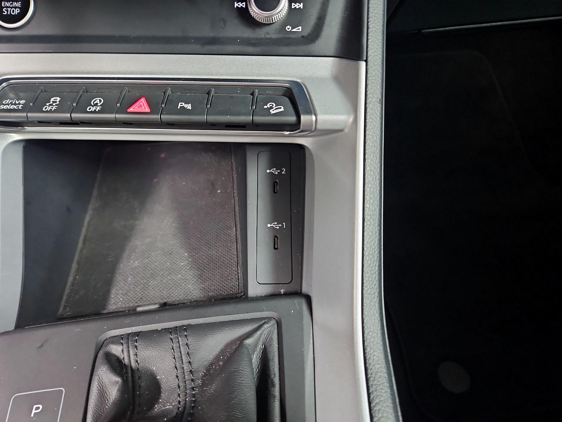 Thumbnail: 2023 Audi Q3 - 18