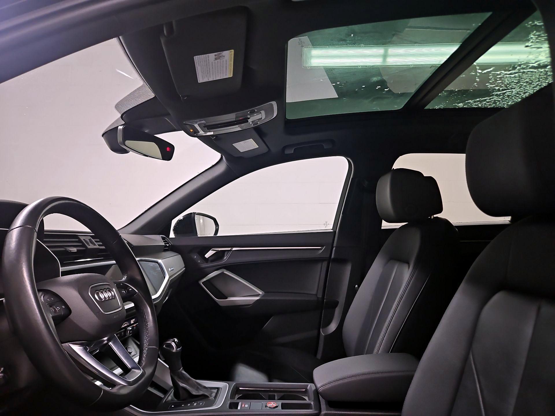 Thumbnail: 2023 Audi Q3 - 19