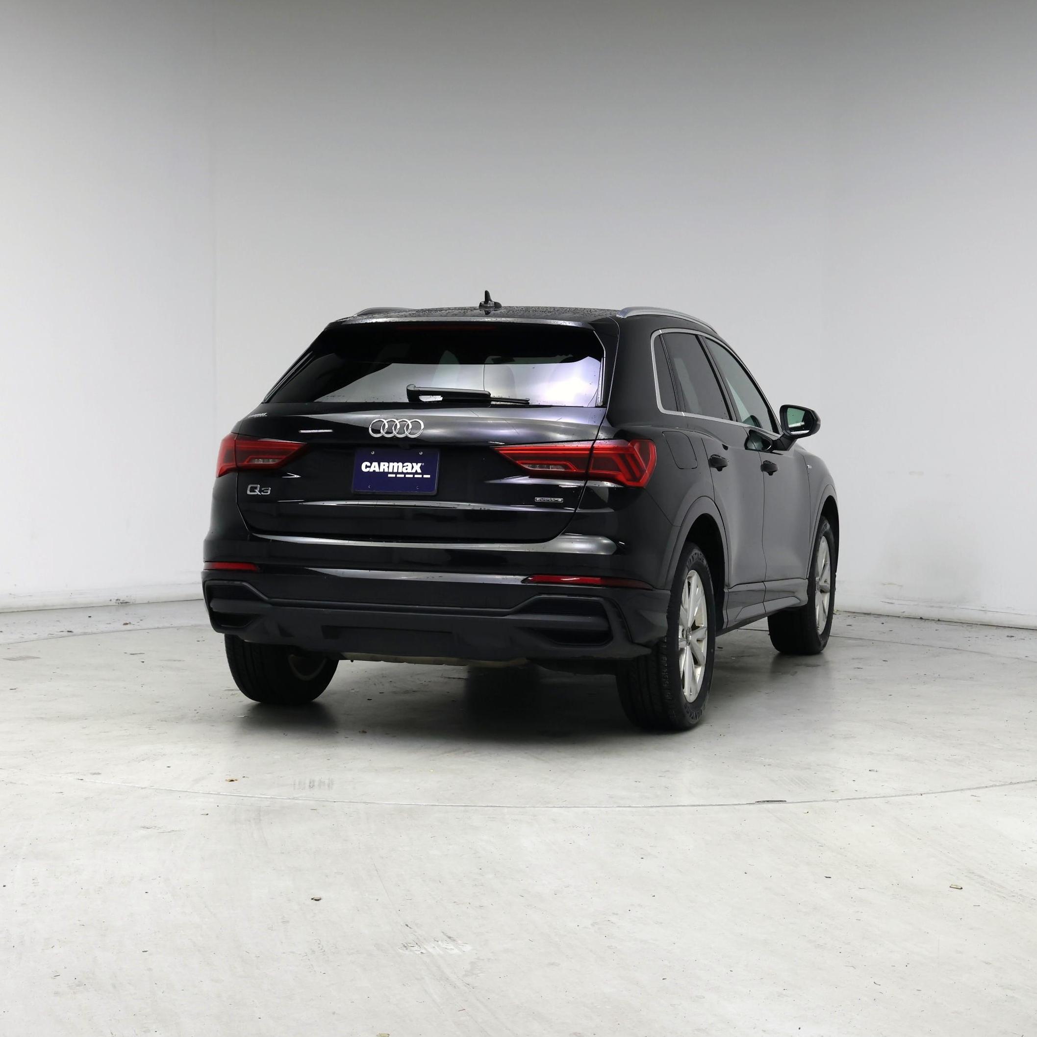 Thumbnail: 2023 Audi Q3 - 8