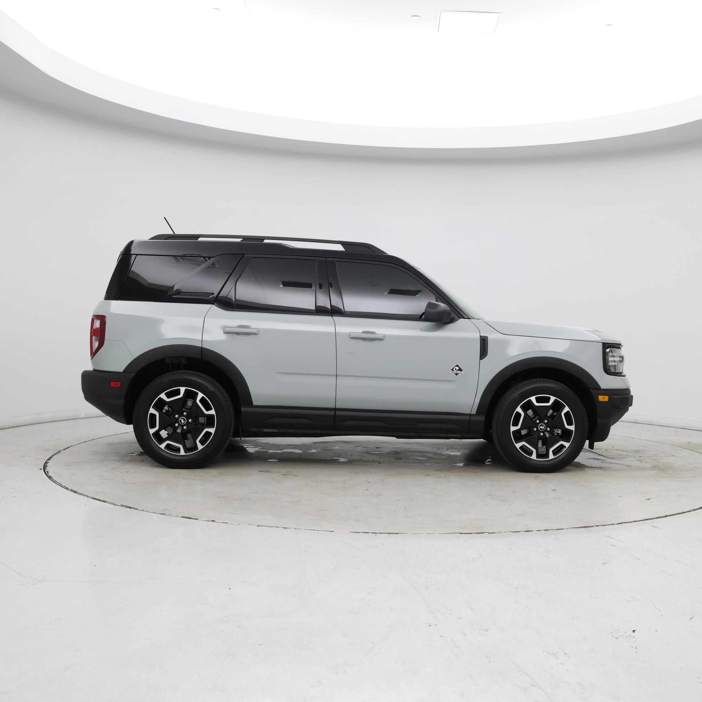 Thumbnail: 2021 Ford Bronco Sport - 7