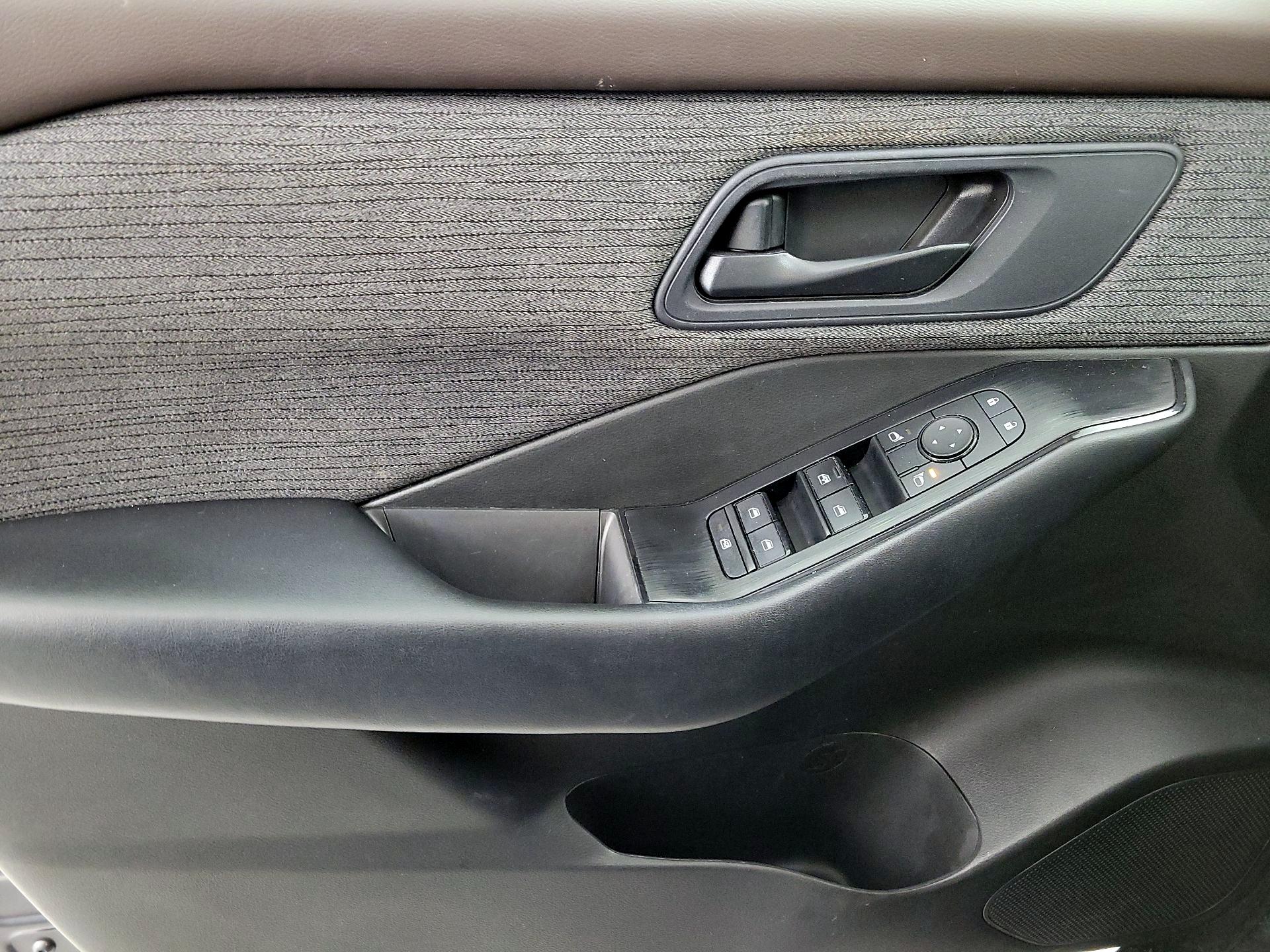 Thumbnail: 2023 Nissan Rogue - 12