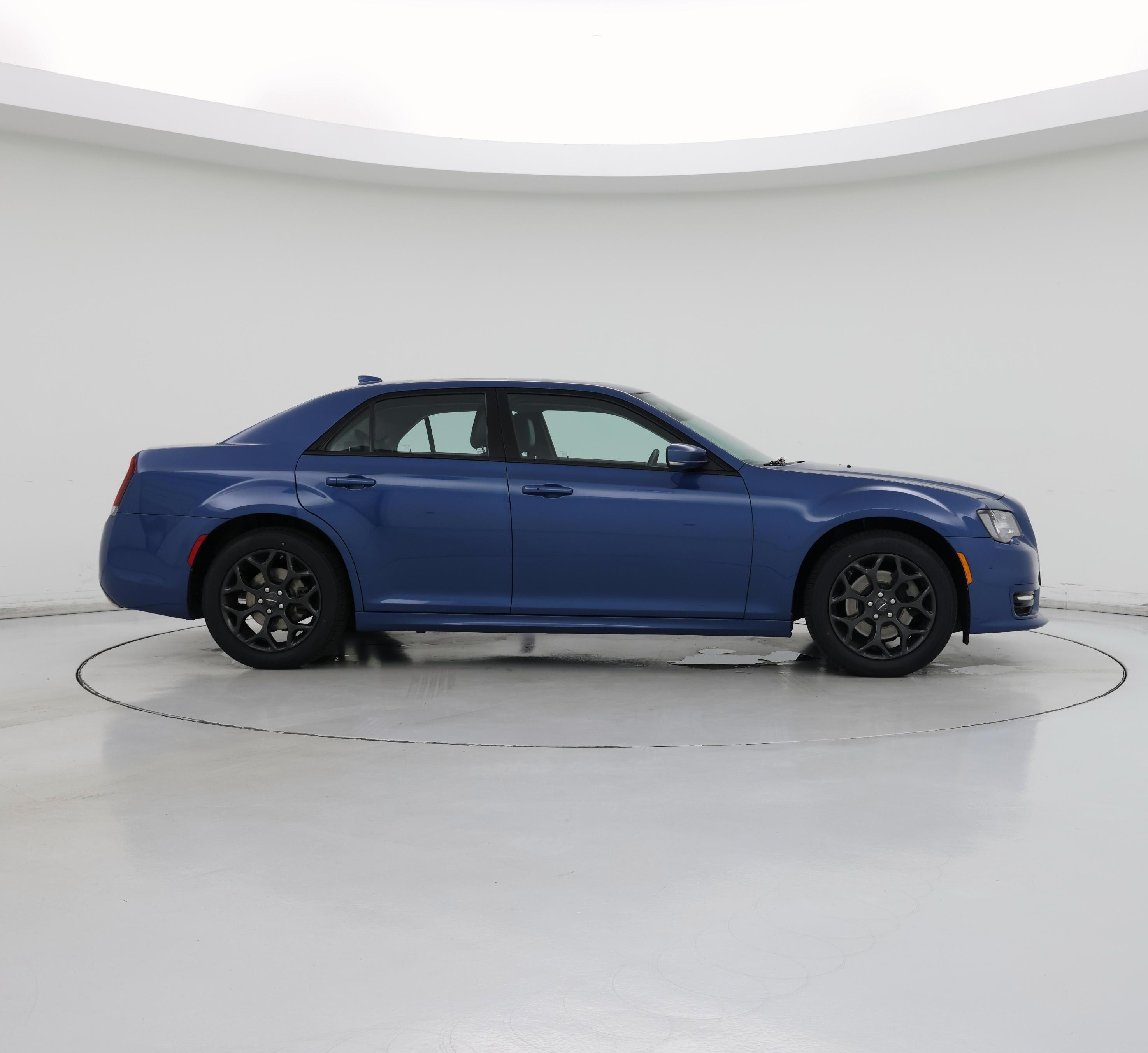 Thumbnail: 2022 Chrysler 300 - 7