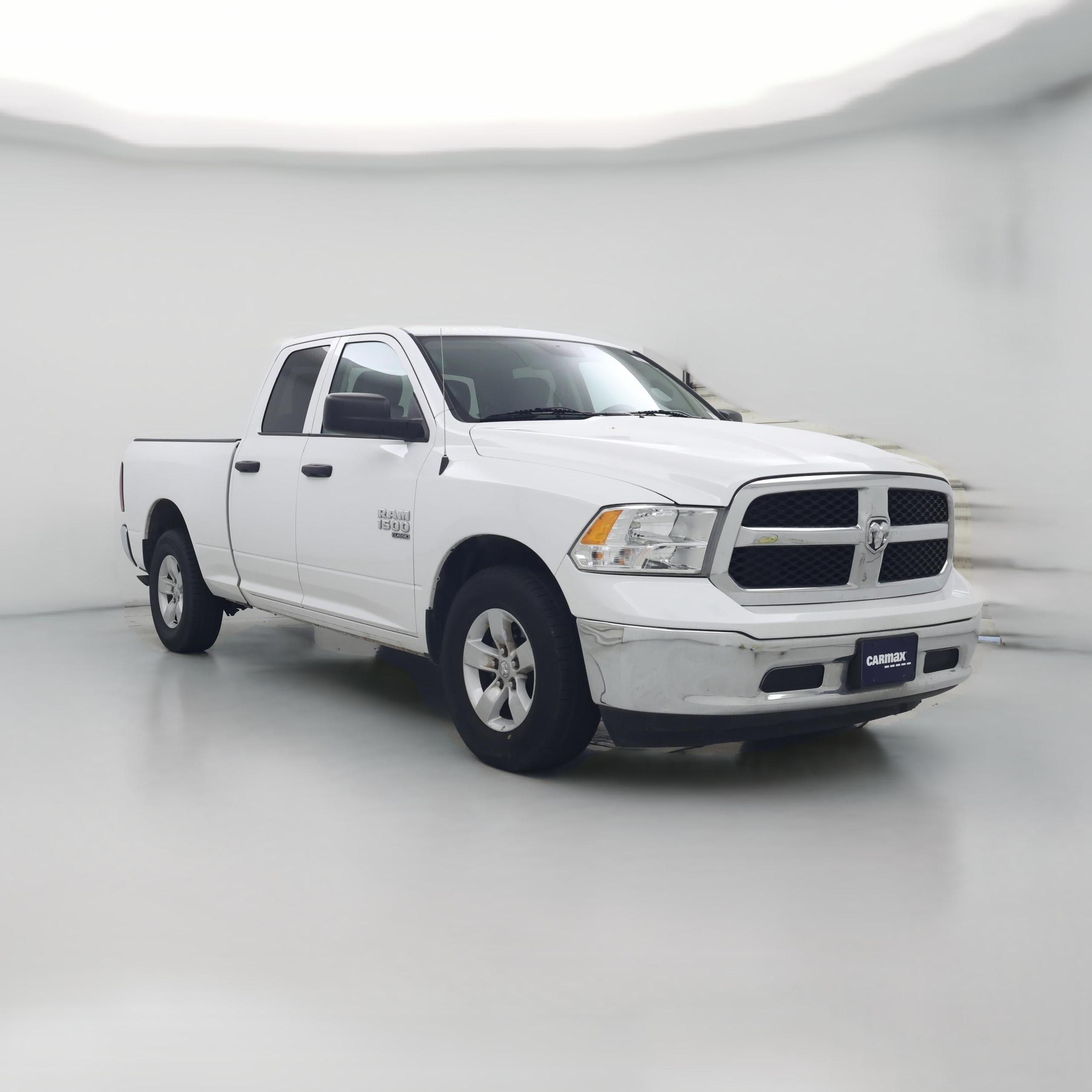 Thumbnail: 2024 RAM 1500 Classic - 1