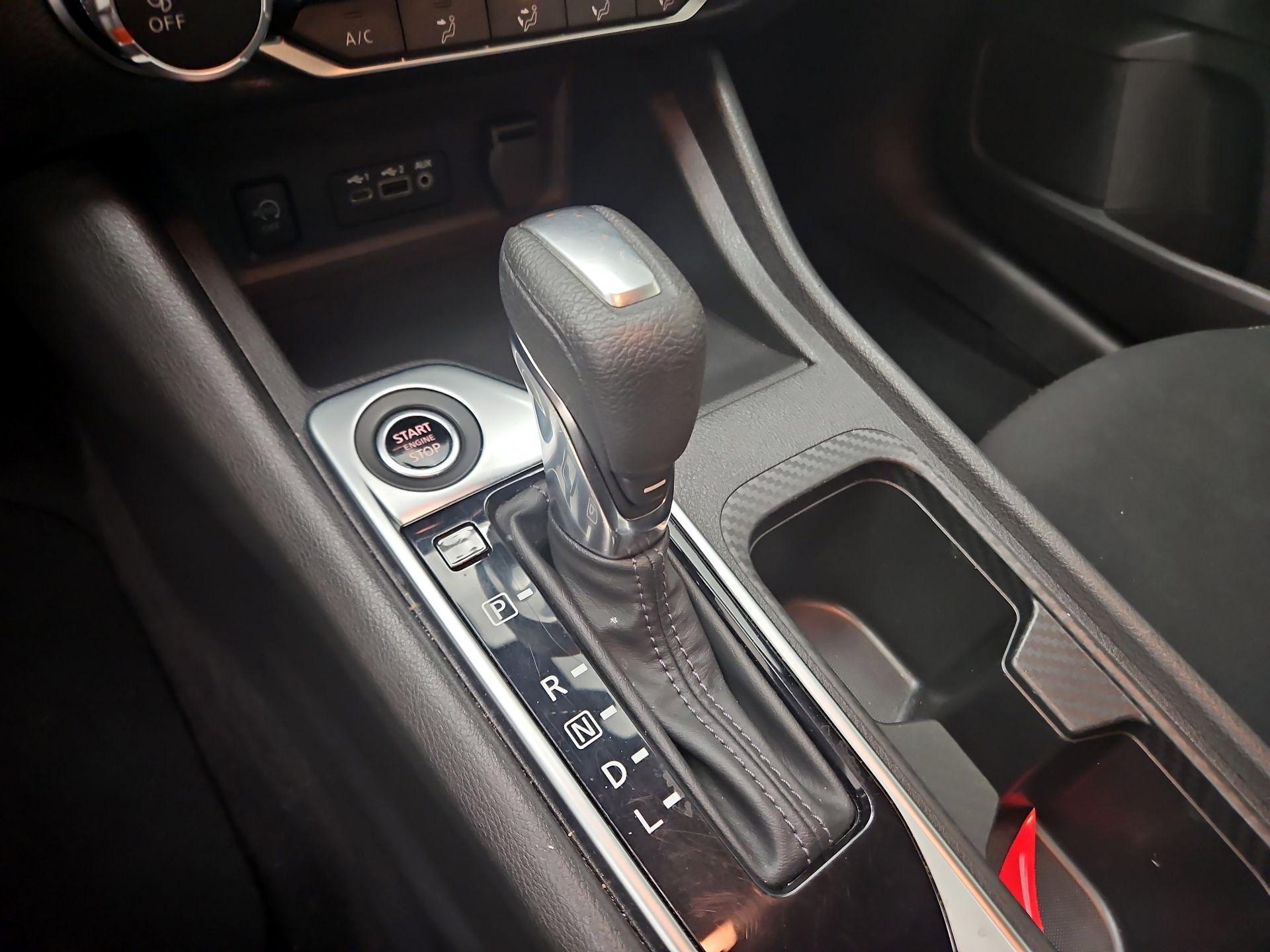 Thumbnail: 2024 Nissan Sentra - 17