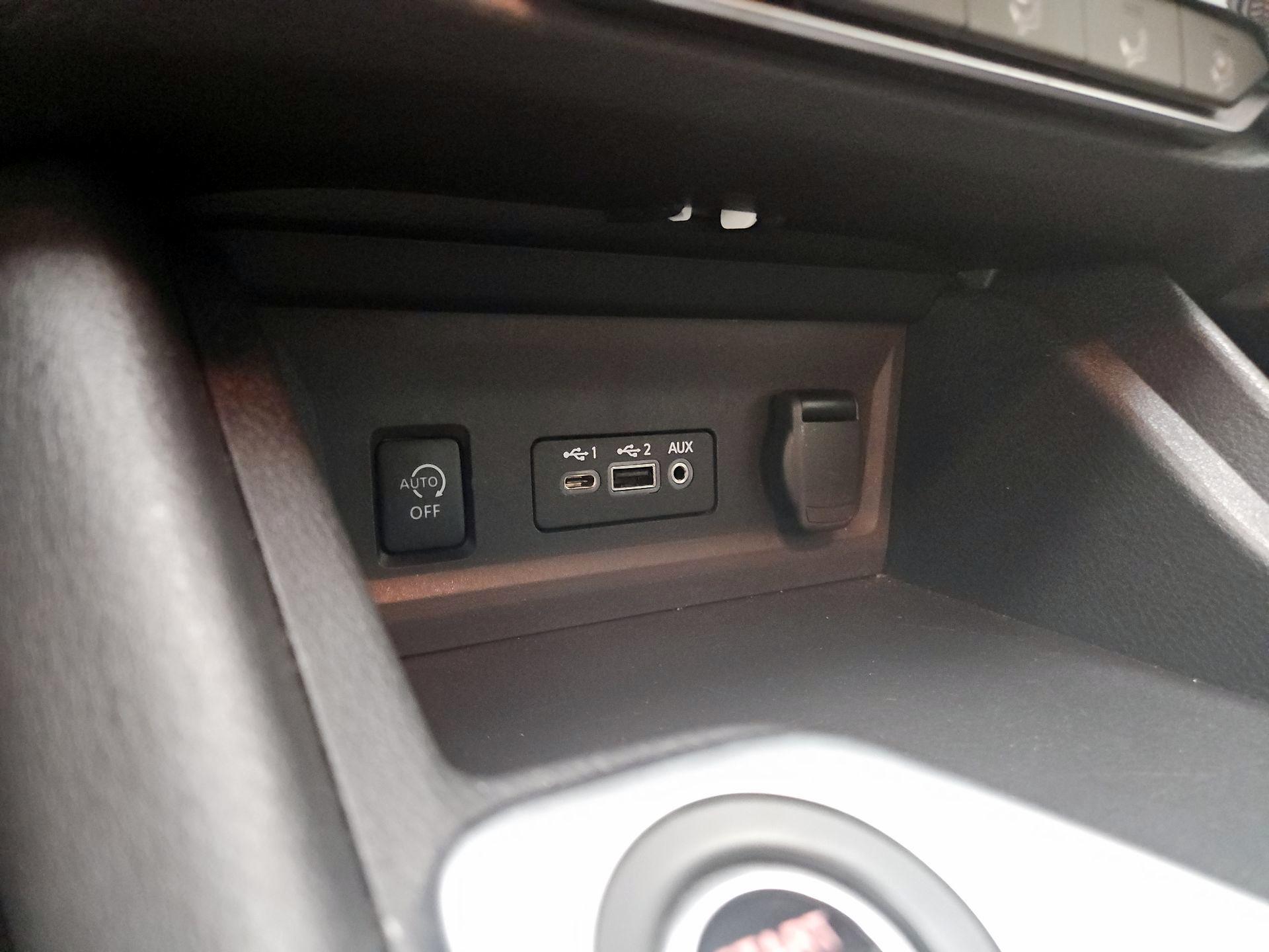 Thumbnail: 2024 Nissan Sentra - 18