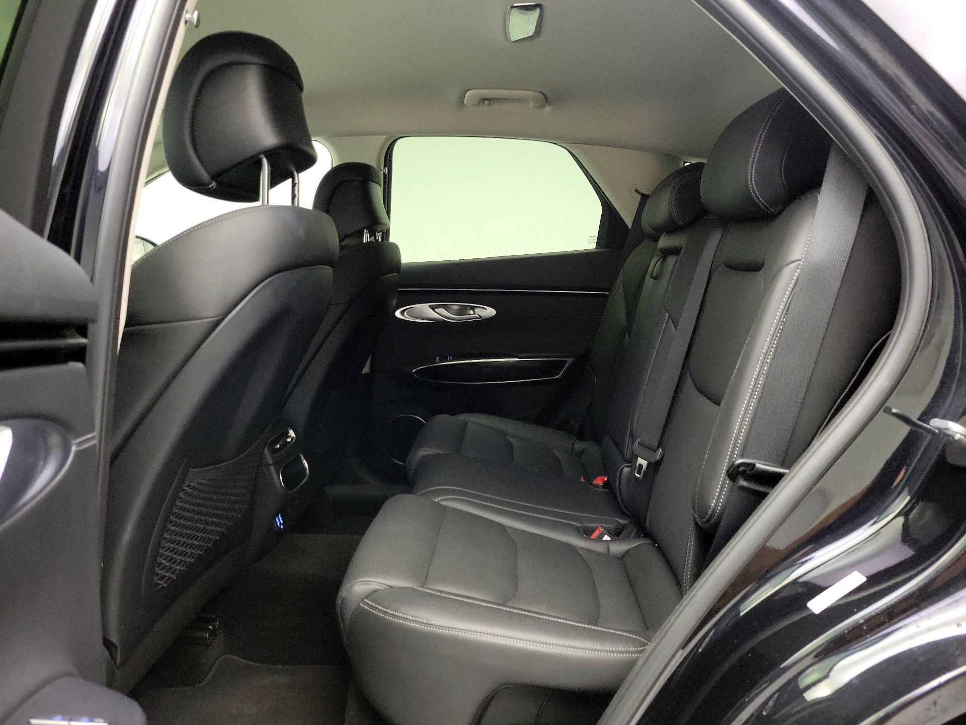 Thumbnail: 2025 Genesis GV70 - 20