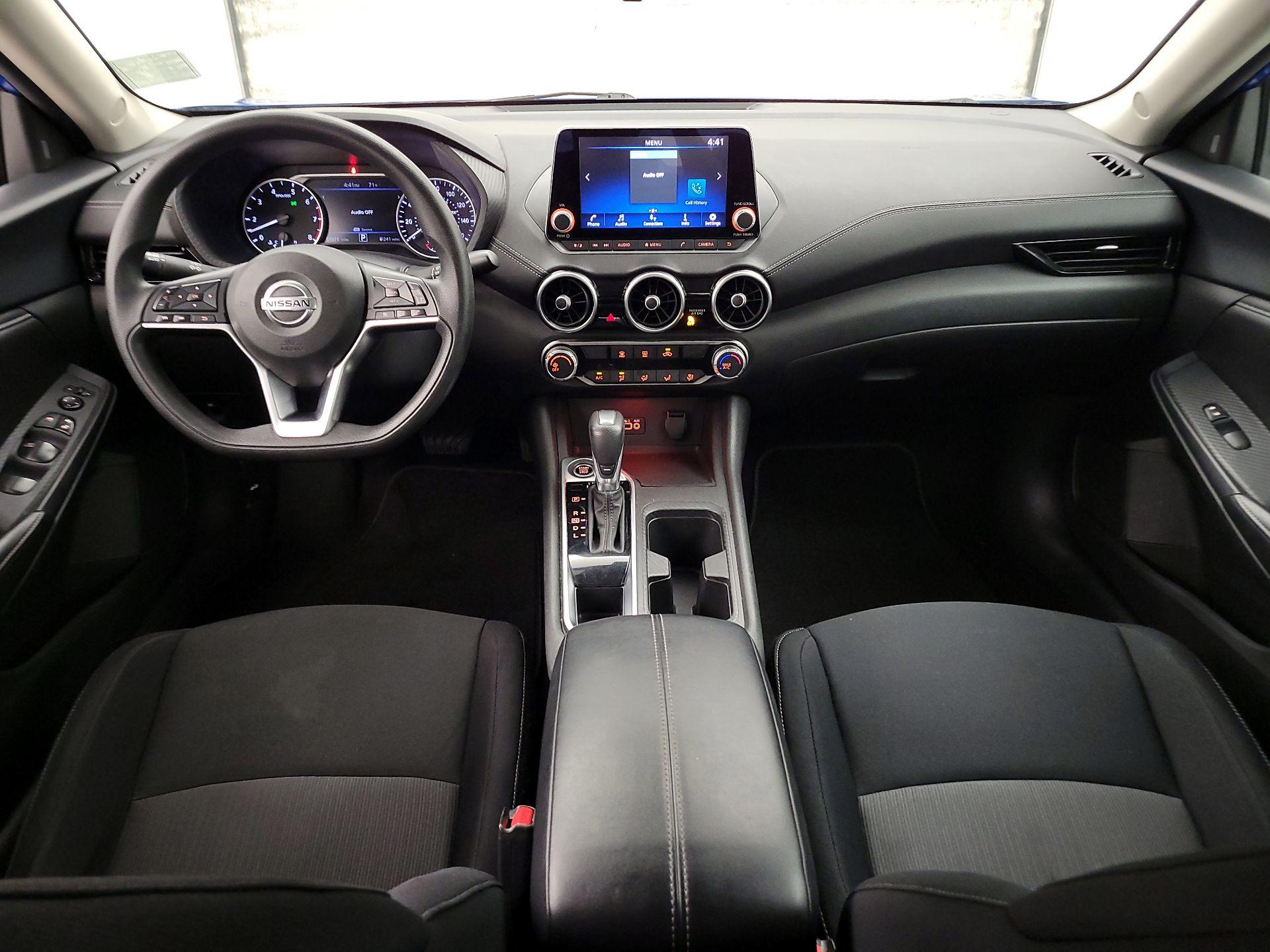 Thumbnail: 2023 Nissan Sentra - 9