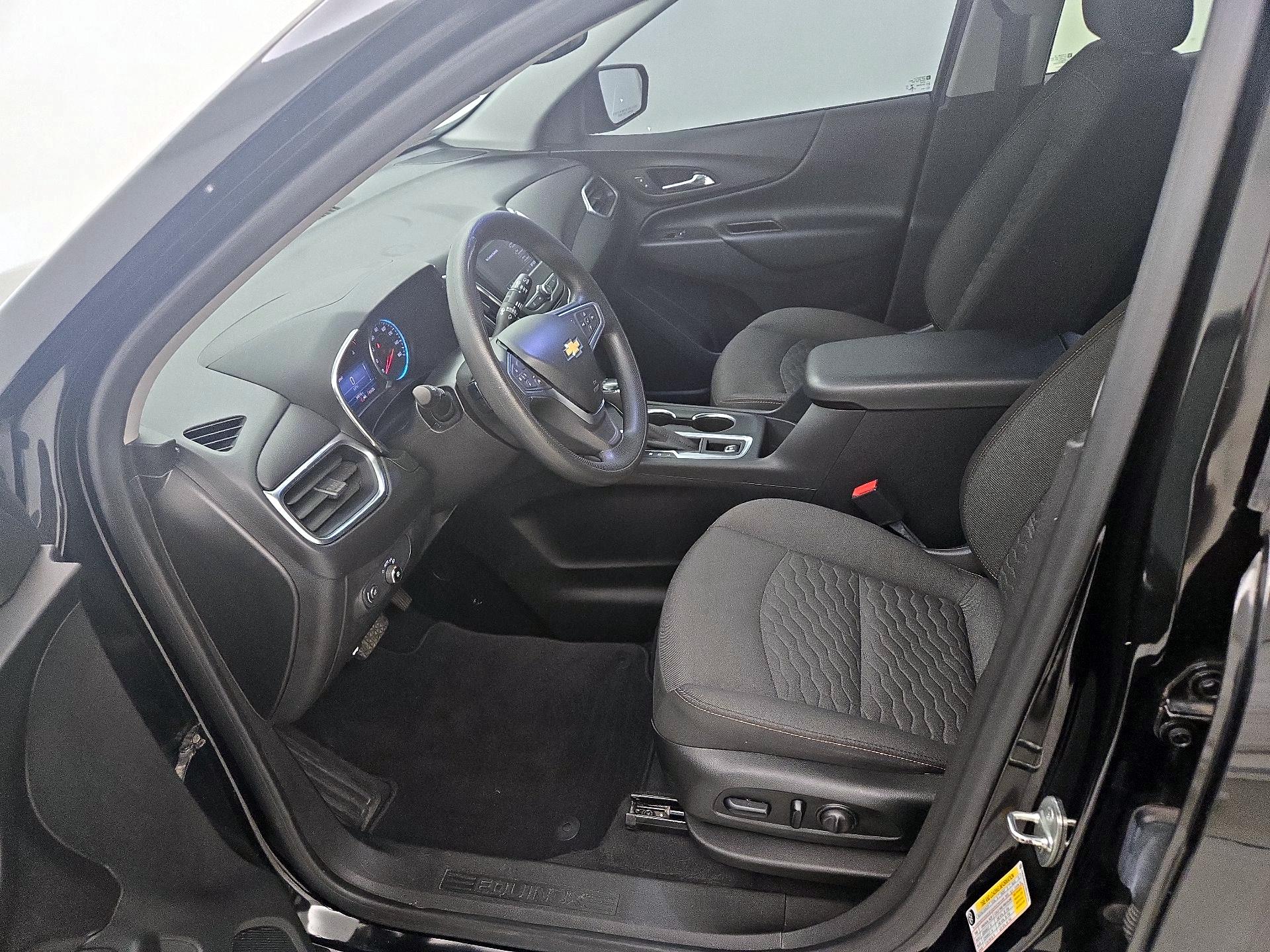 Thumbnail: 2021 Chevrolet Equinox - 11