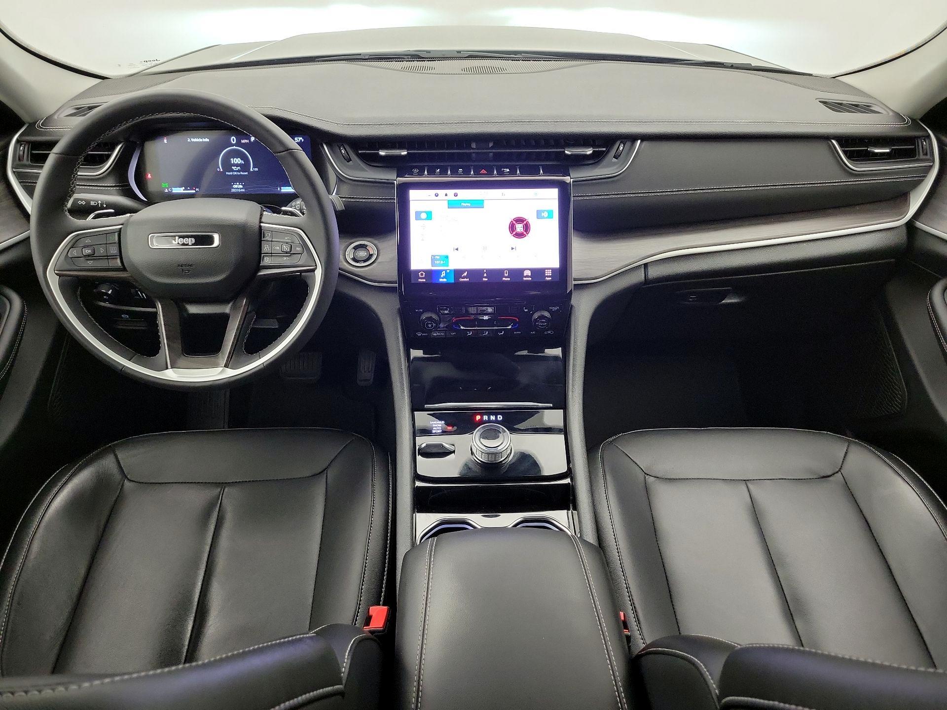 Thumbnail: 2023 Jeep Grand Cherokee - 8