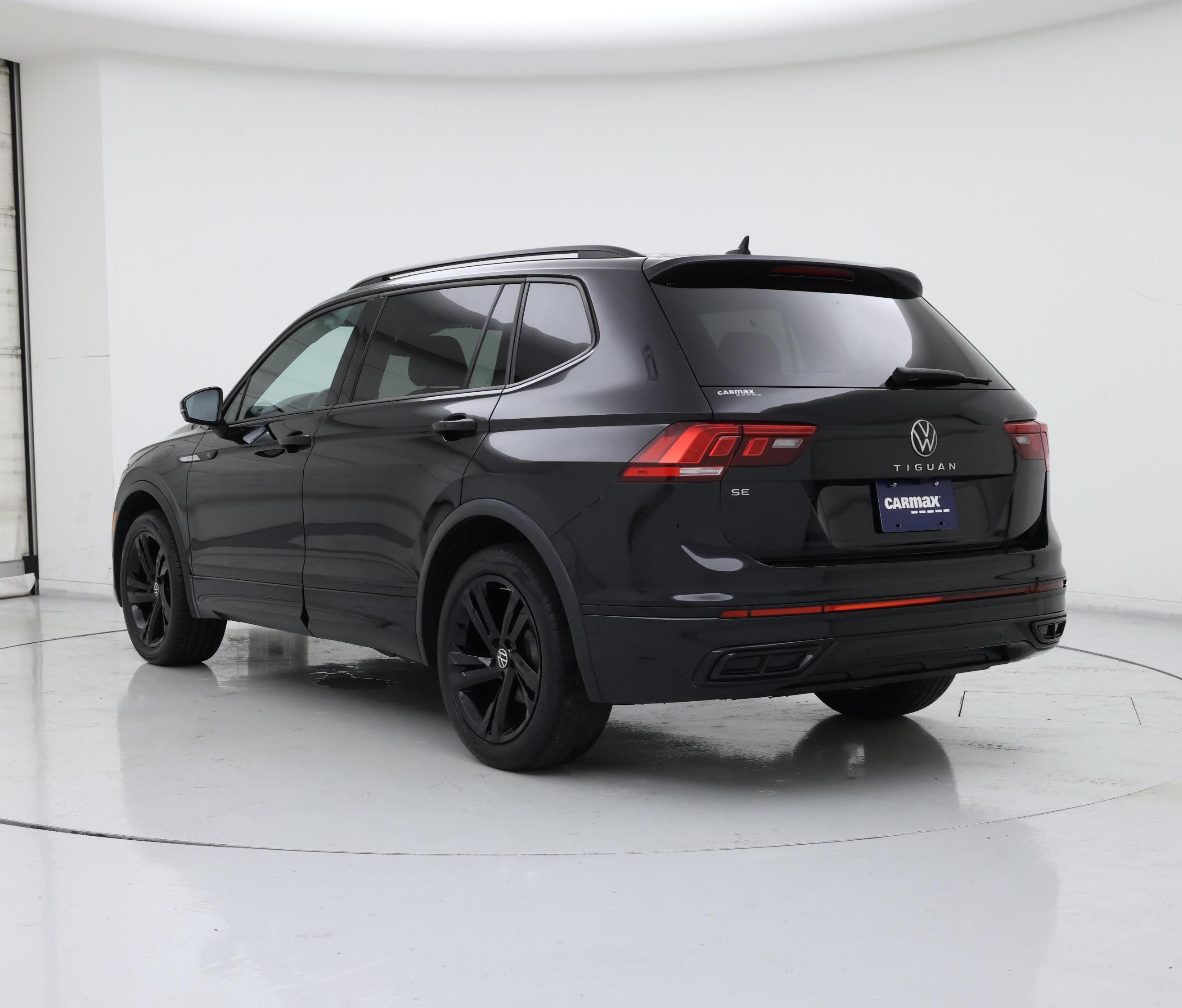 Thumbnail: 2023 Volkswagen Tiguan - 2