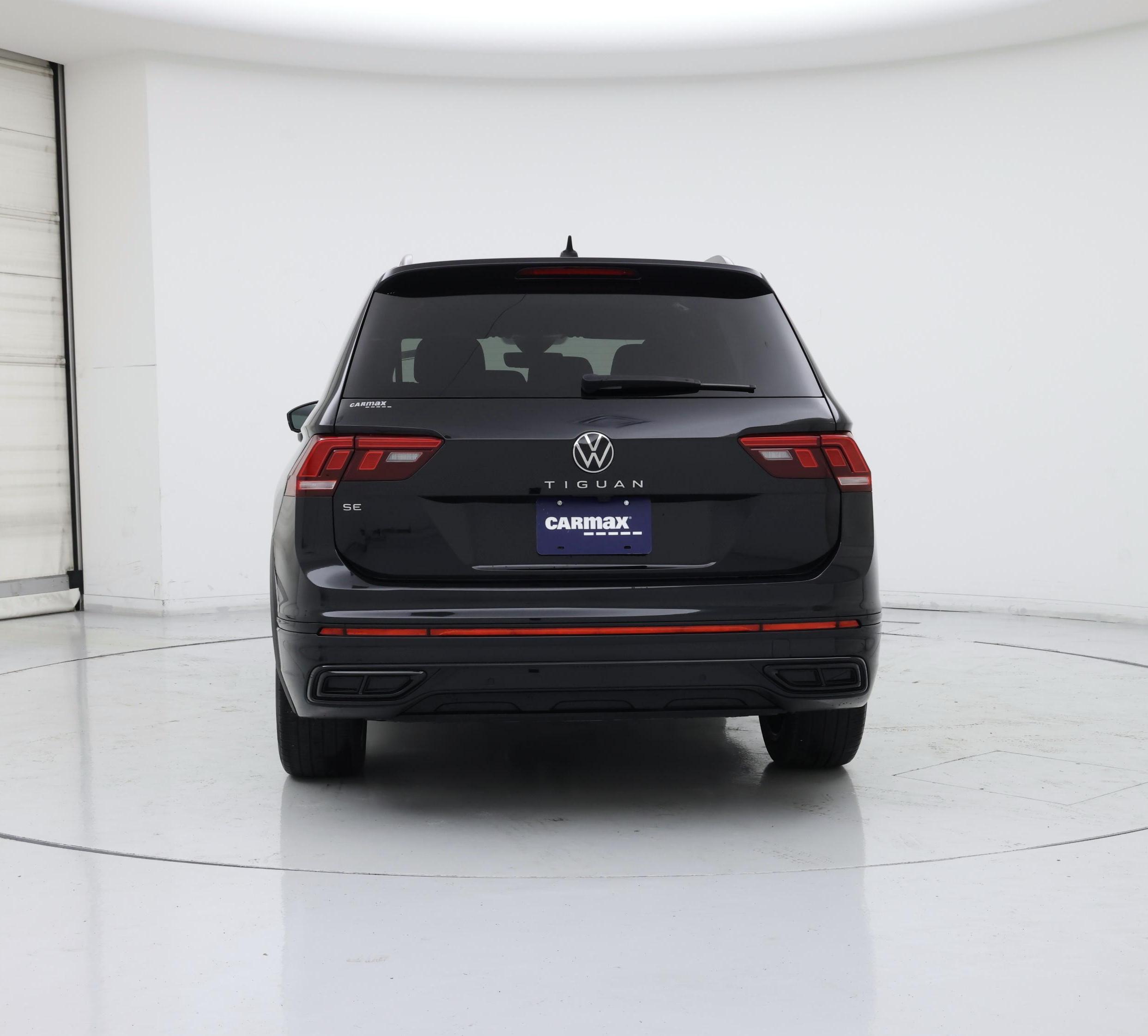 Thumbnail: 2023 Volkswagen Tiguan - 6