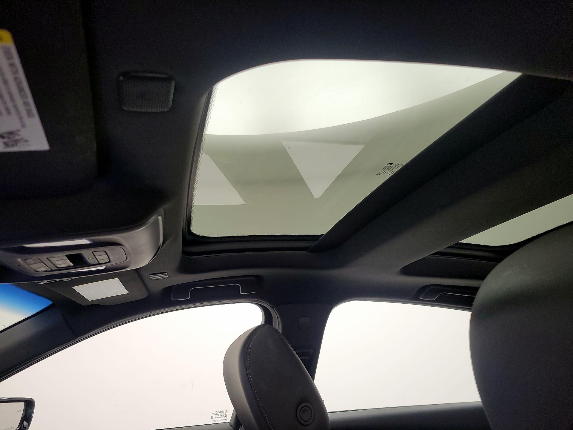 Thumbnail: 2023 Cadillac CT5 - 20