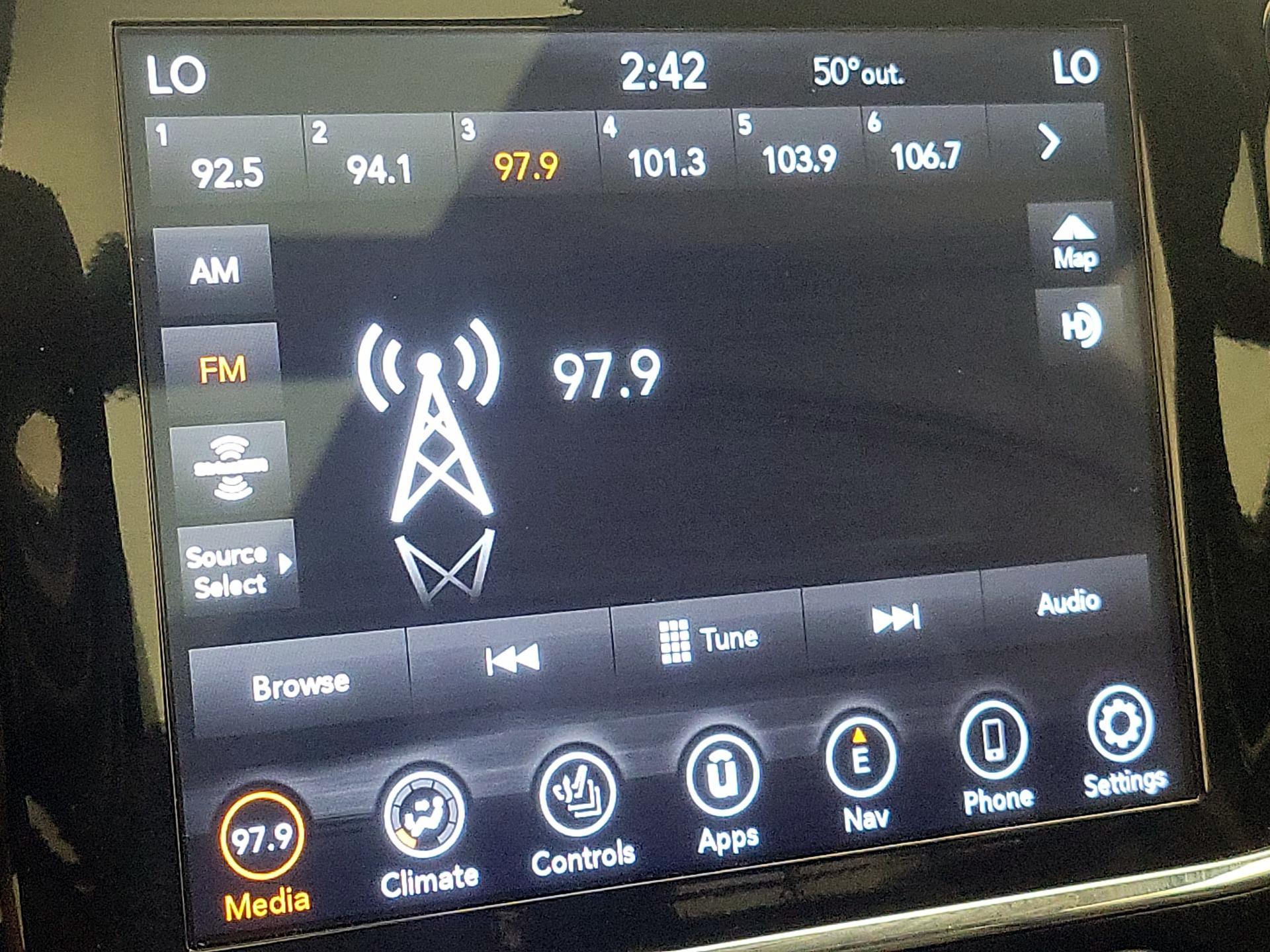 Thumbnail: 2021 Jeep Grand Cherokee - 16