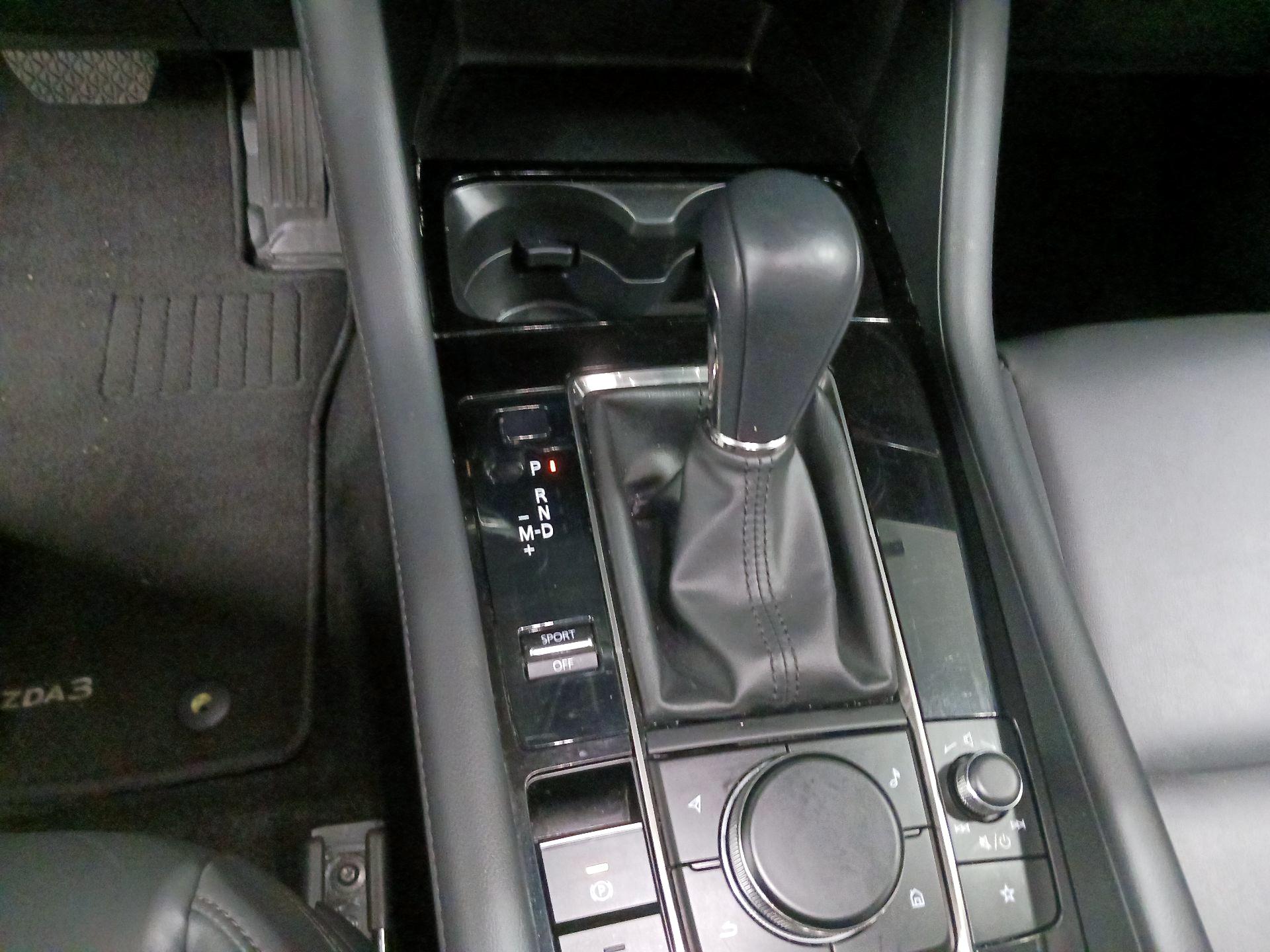 Thumbnail: 2025 Mazda Mazda3 - 16