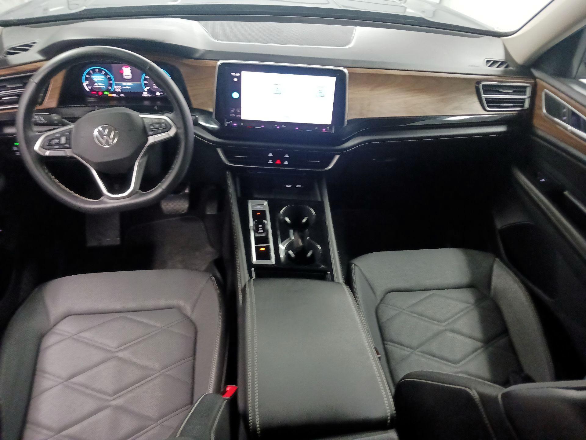 Thumbnail: 2024 Volkswagen Atlas - 9