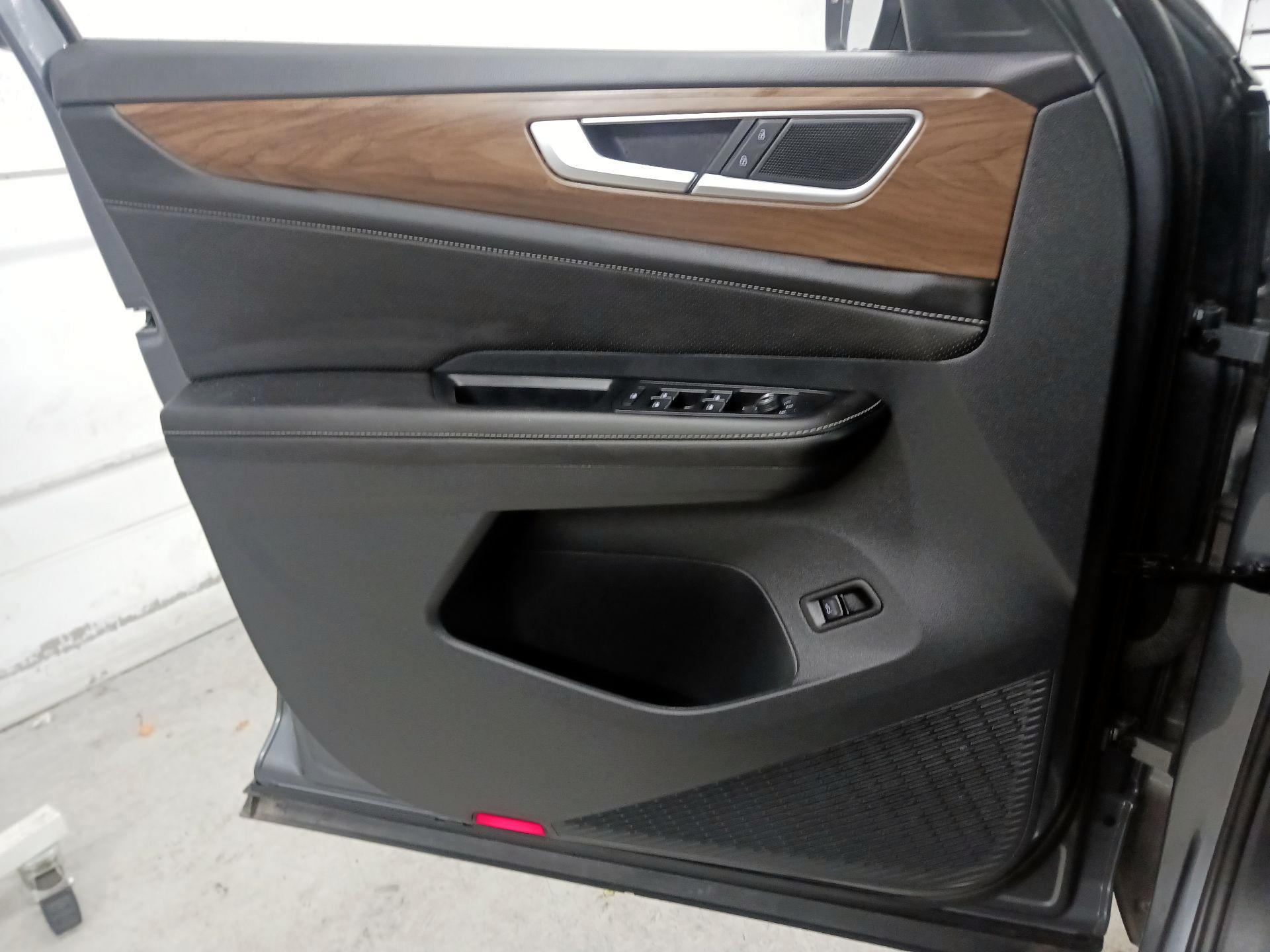 Thumbnail: 2024 Volkswagen Atlas - 12