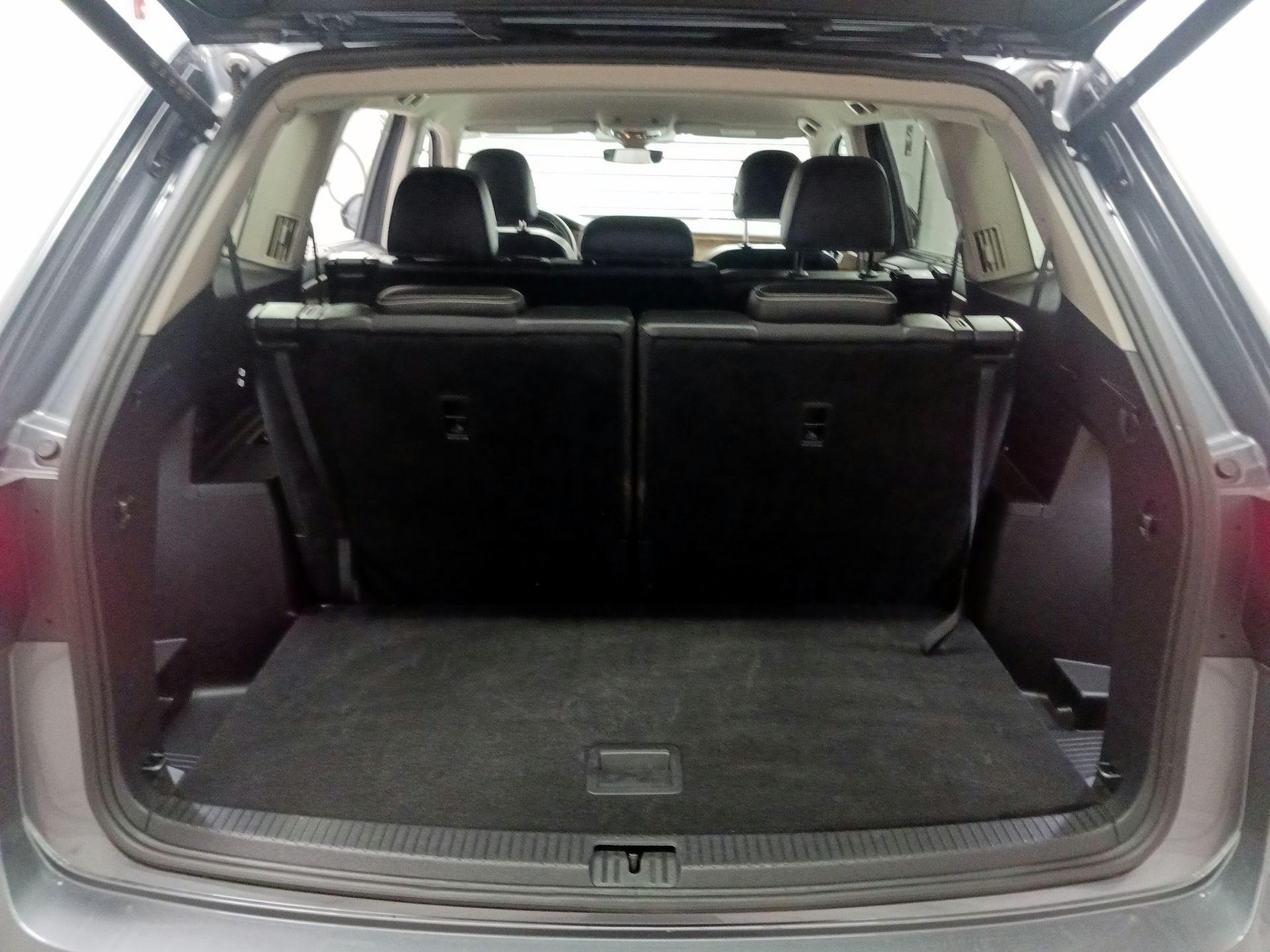 Thumbnail: 2024 Volkswagen Atlas - 17