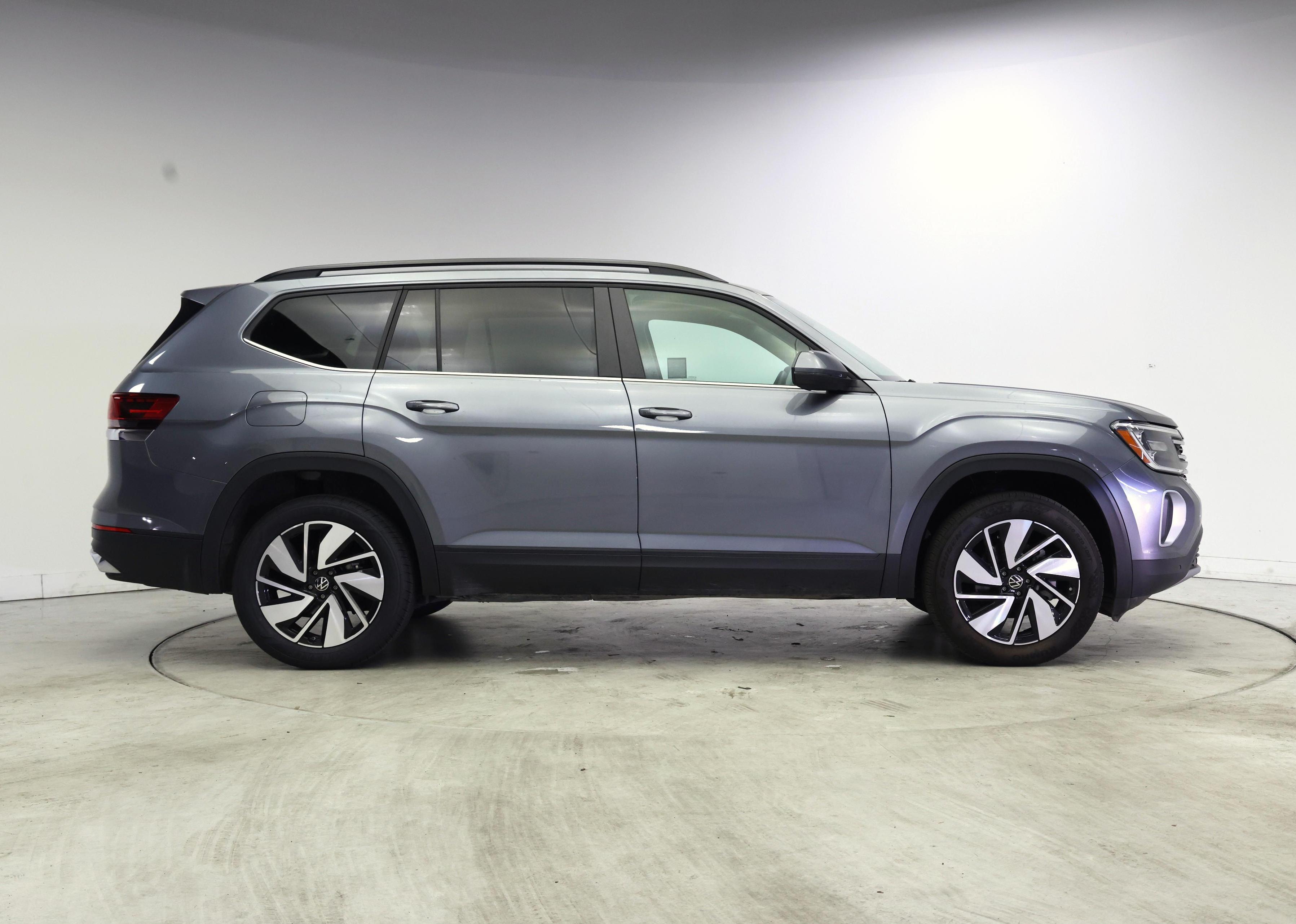 Thumbnail: 2024 Volkswagen Atlas - 7