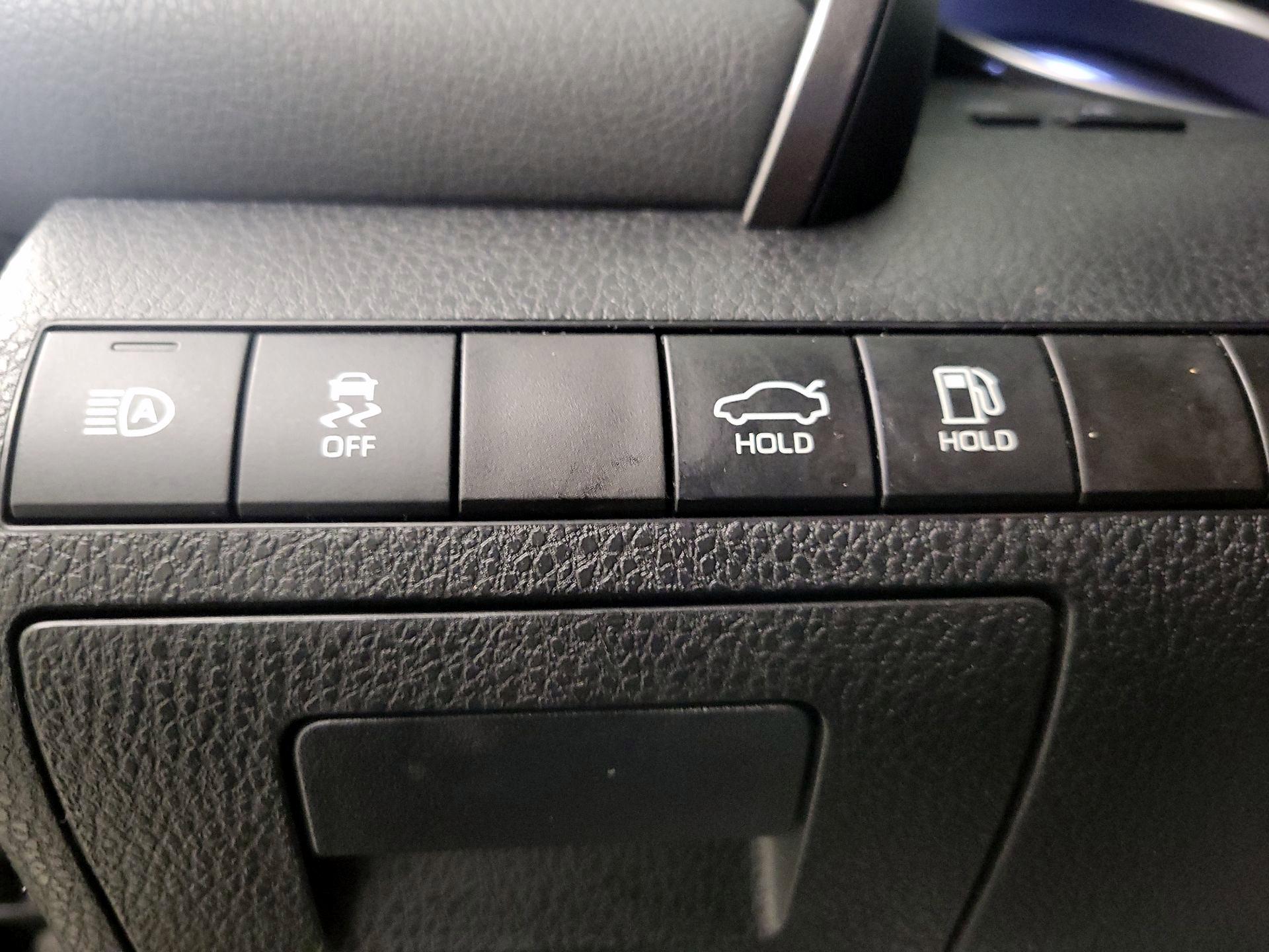 Thumbnail: 2024 Toyota Camry - 13