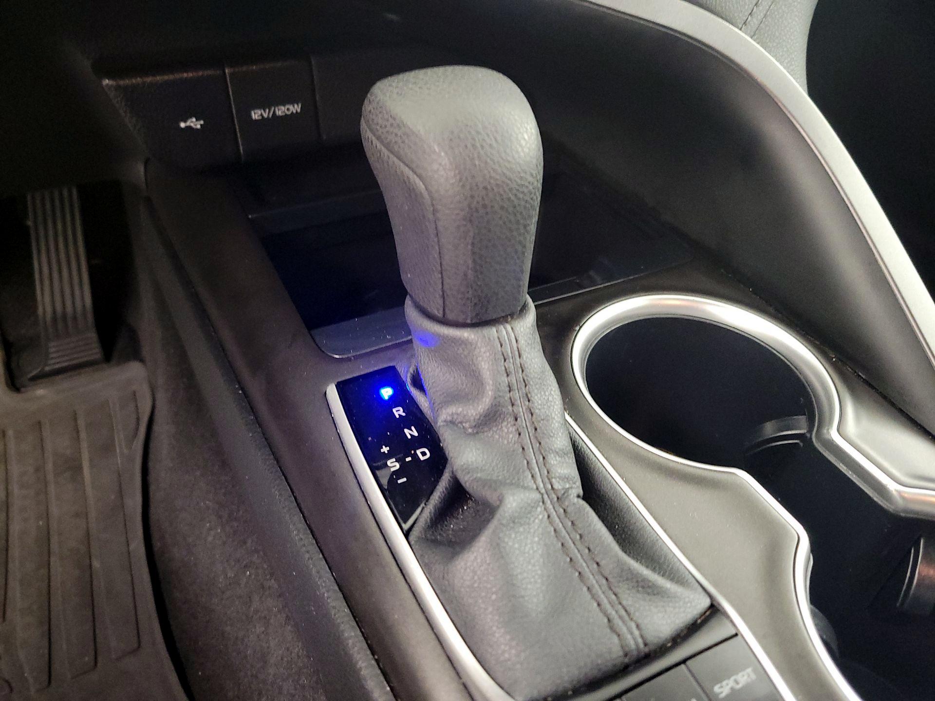 Thumbnail: 2024 Toyota Camry - 17