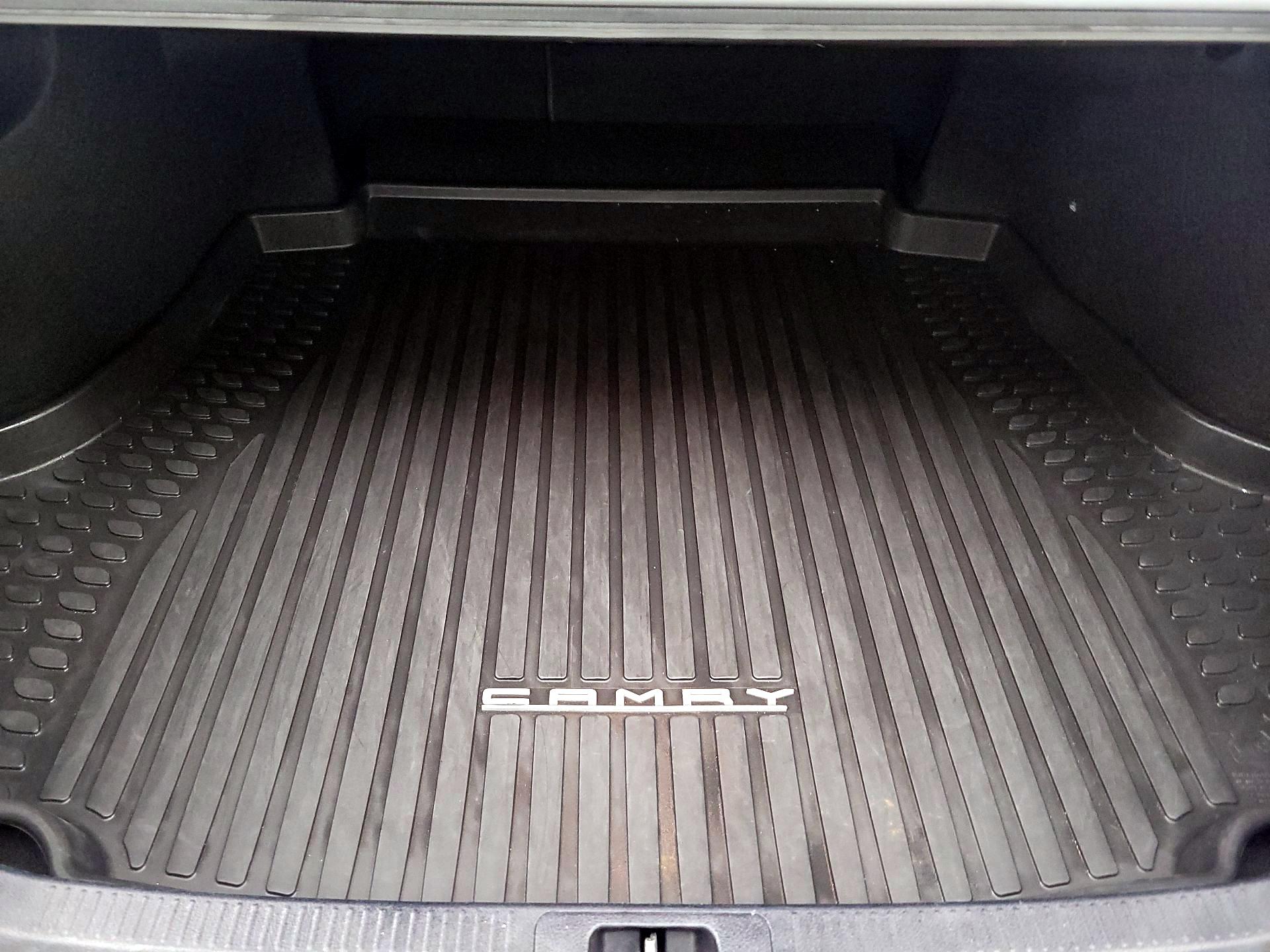 Thumbnail: 2024 Toyota Camry - 20